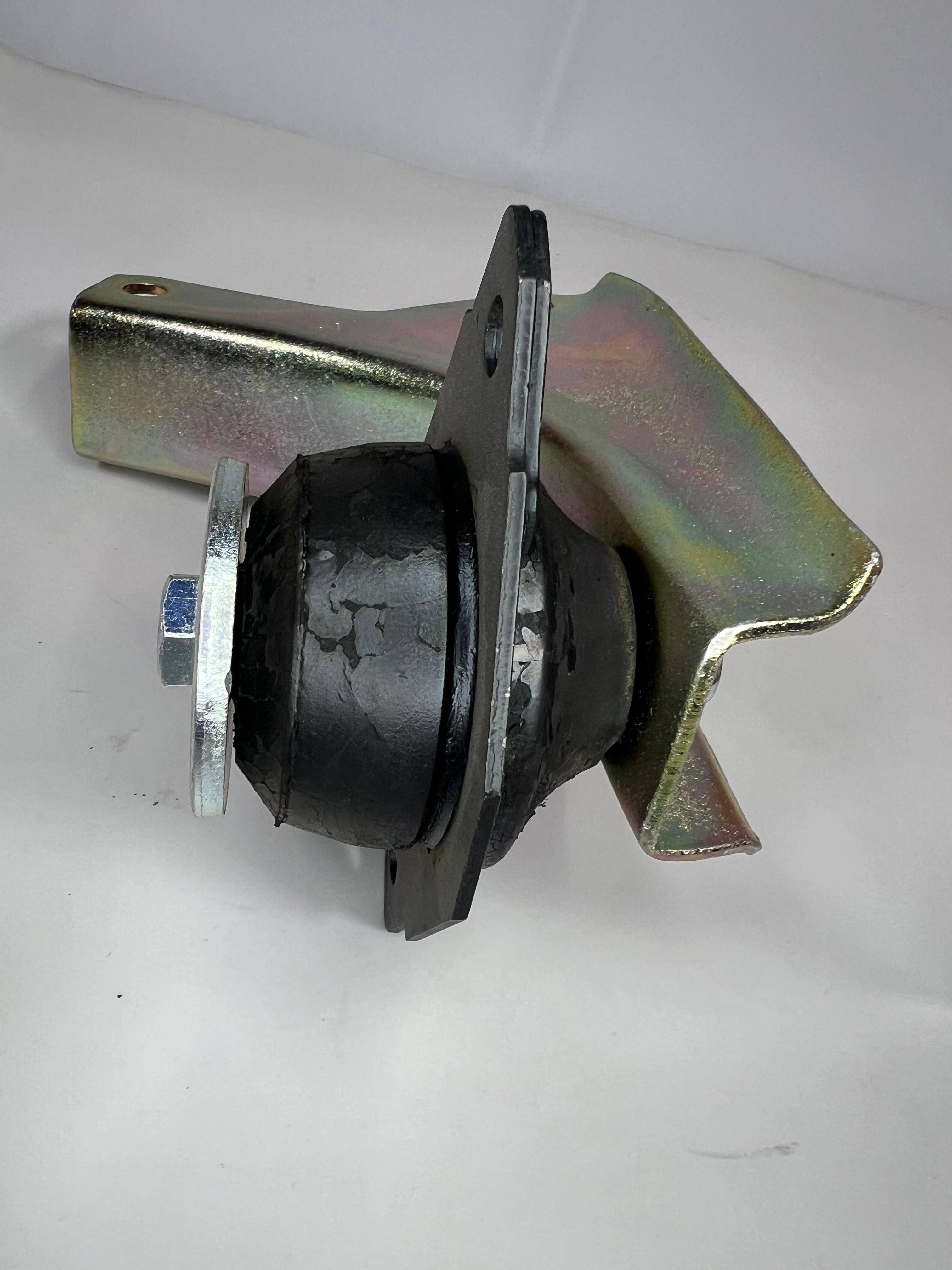Gummi Metall Motorlager mit Halter hinten am Getriebe Polo G40