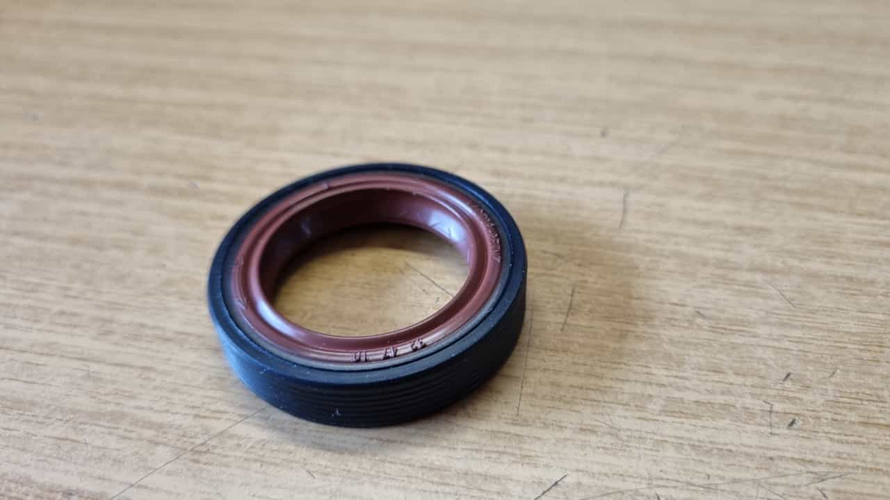 Polo G40 Wellendichtring für den Gehäusedeckel stirnseitig