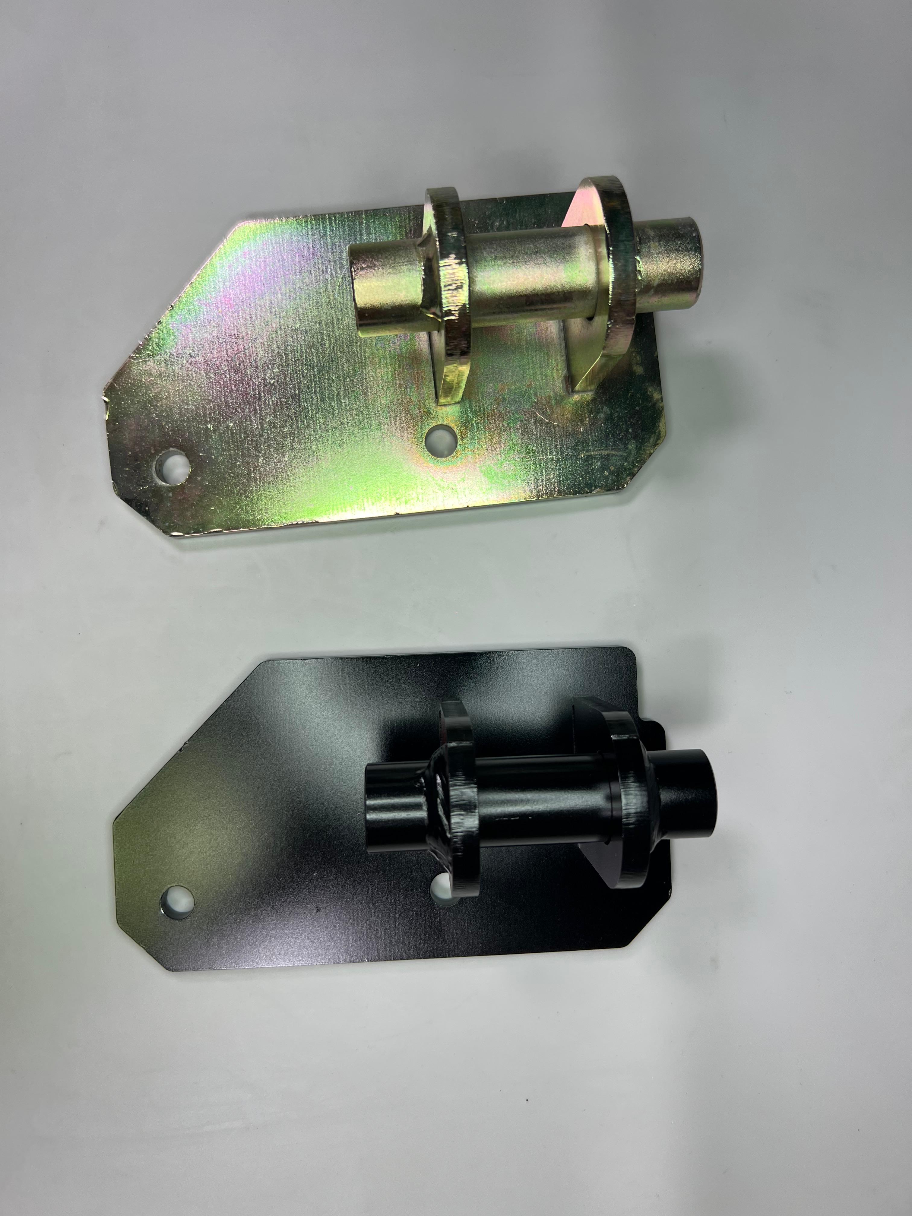 Generatorhalter Lichtmaschinenhalter für die 16VG60 Motoren in der Farbe schwarz