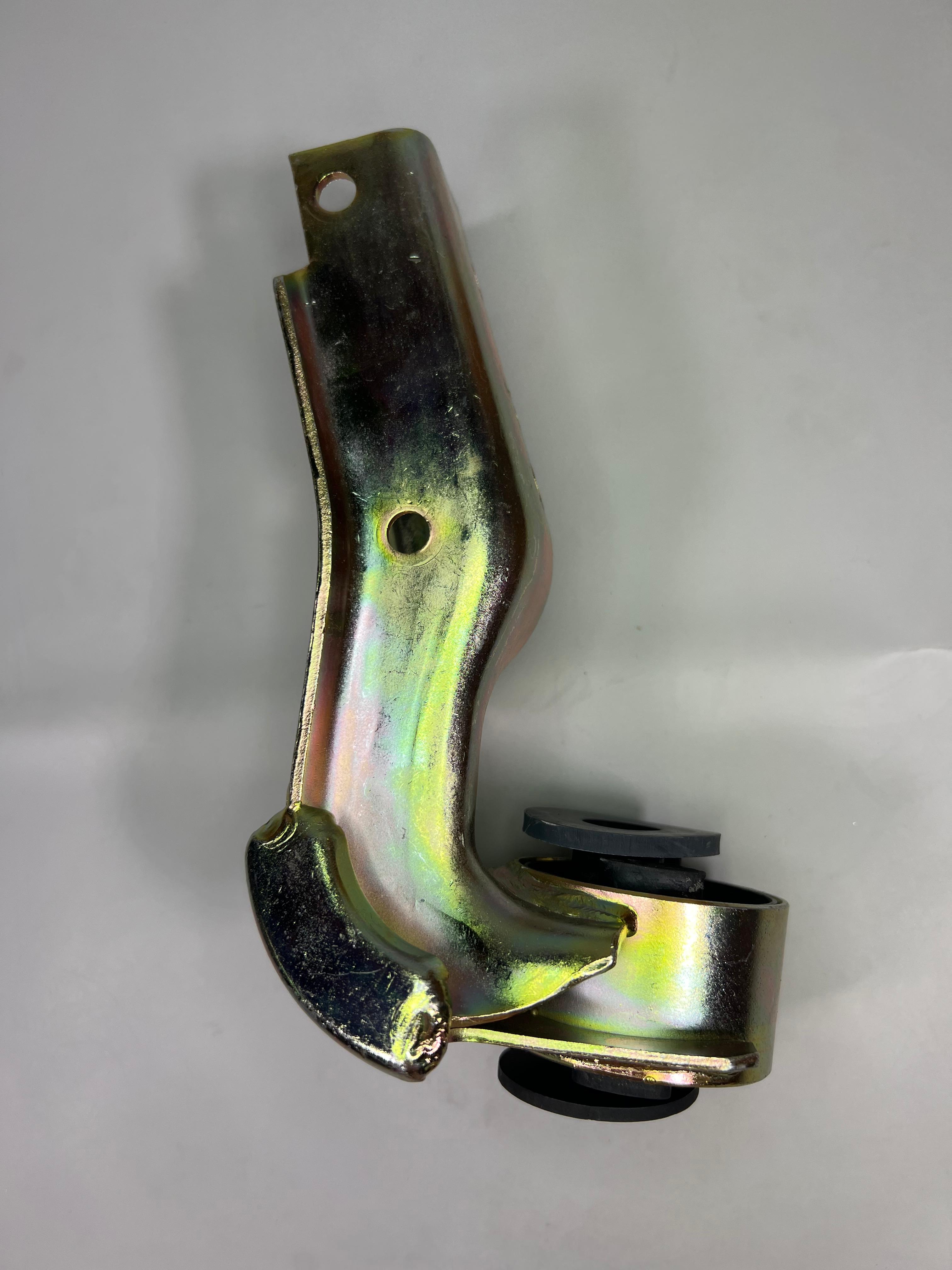 Getriebe Halter Golf 1 mit 5 Gang 020 Getriebe  original Teilenummer : 171 399 113 H