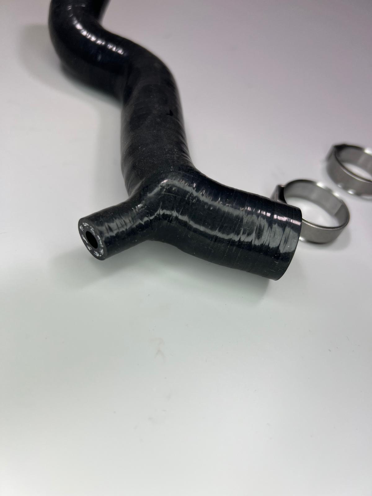 Ladedruckschlauch von Kaltstartventil zum Ladedruckrohr und Aktivkohlefilter für den Polo G40