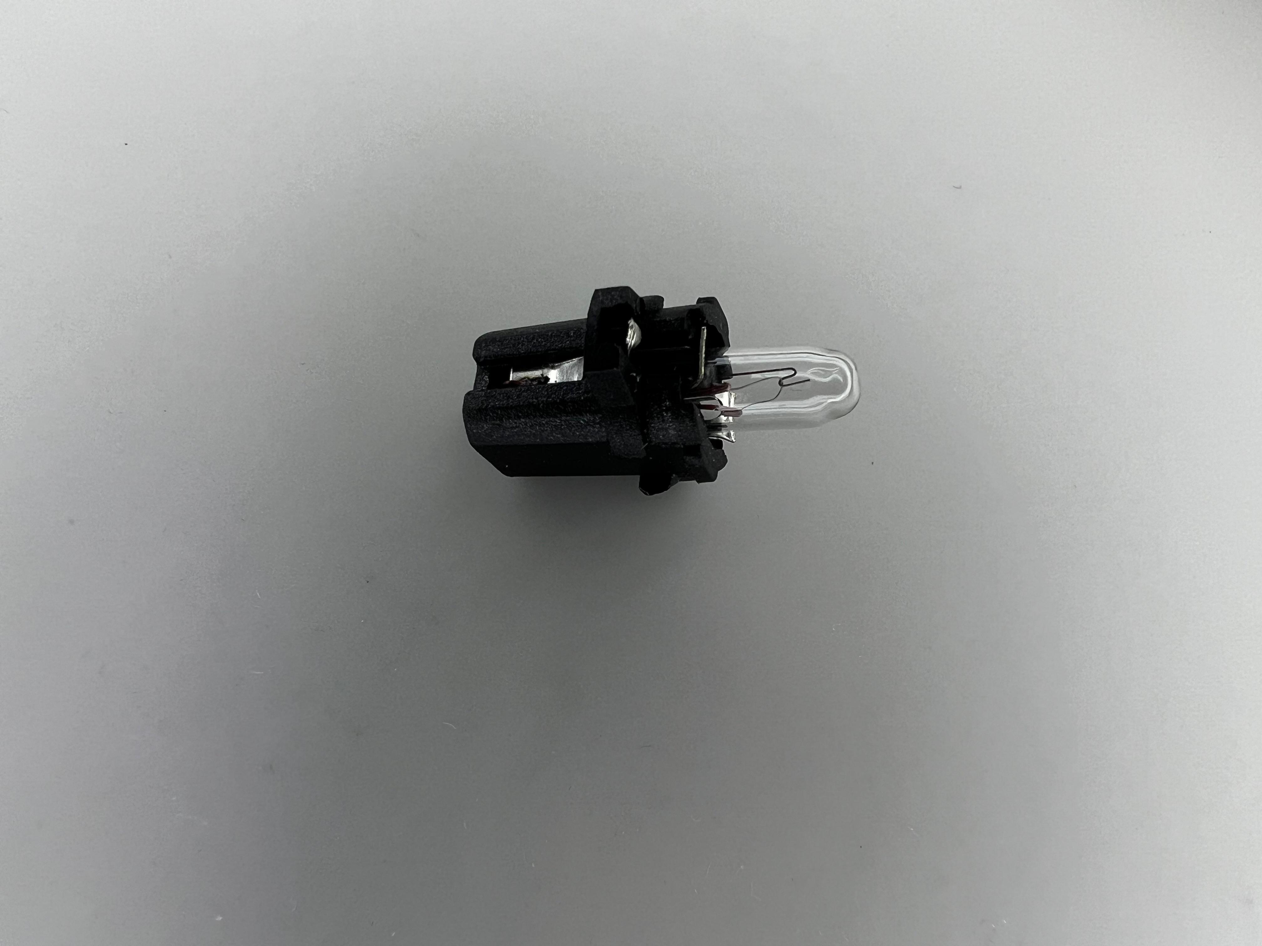 Beleuchtung Leuchtmittel Birne für das Kombiinstrument Polo Golf Corrado Spannung: 12V und 1,2W