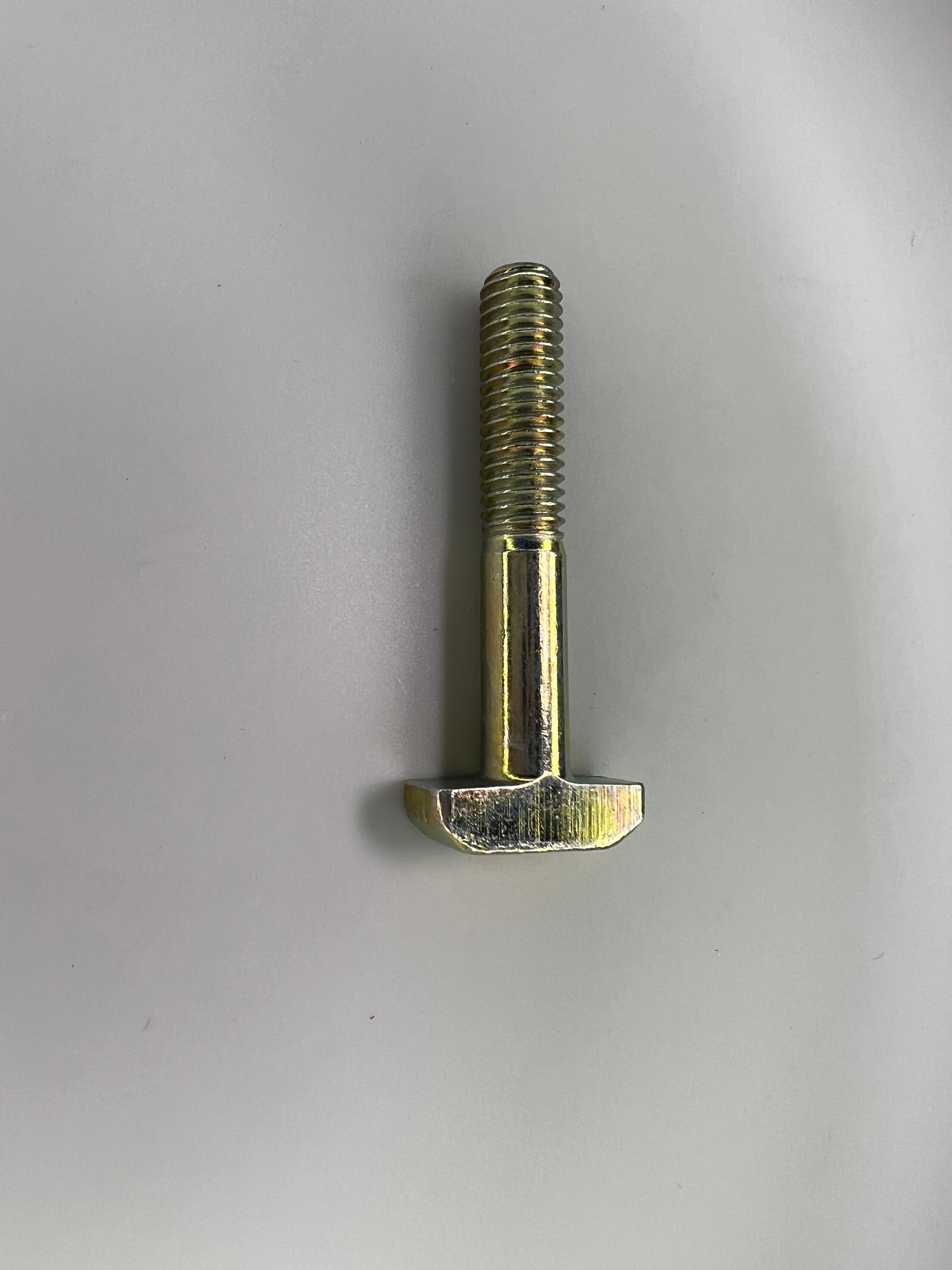 Hammerschraube M 6x35 für G60 zwischen Zahnriemenschutzunterteil und Wasserpumpe