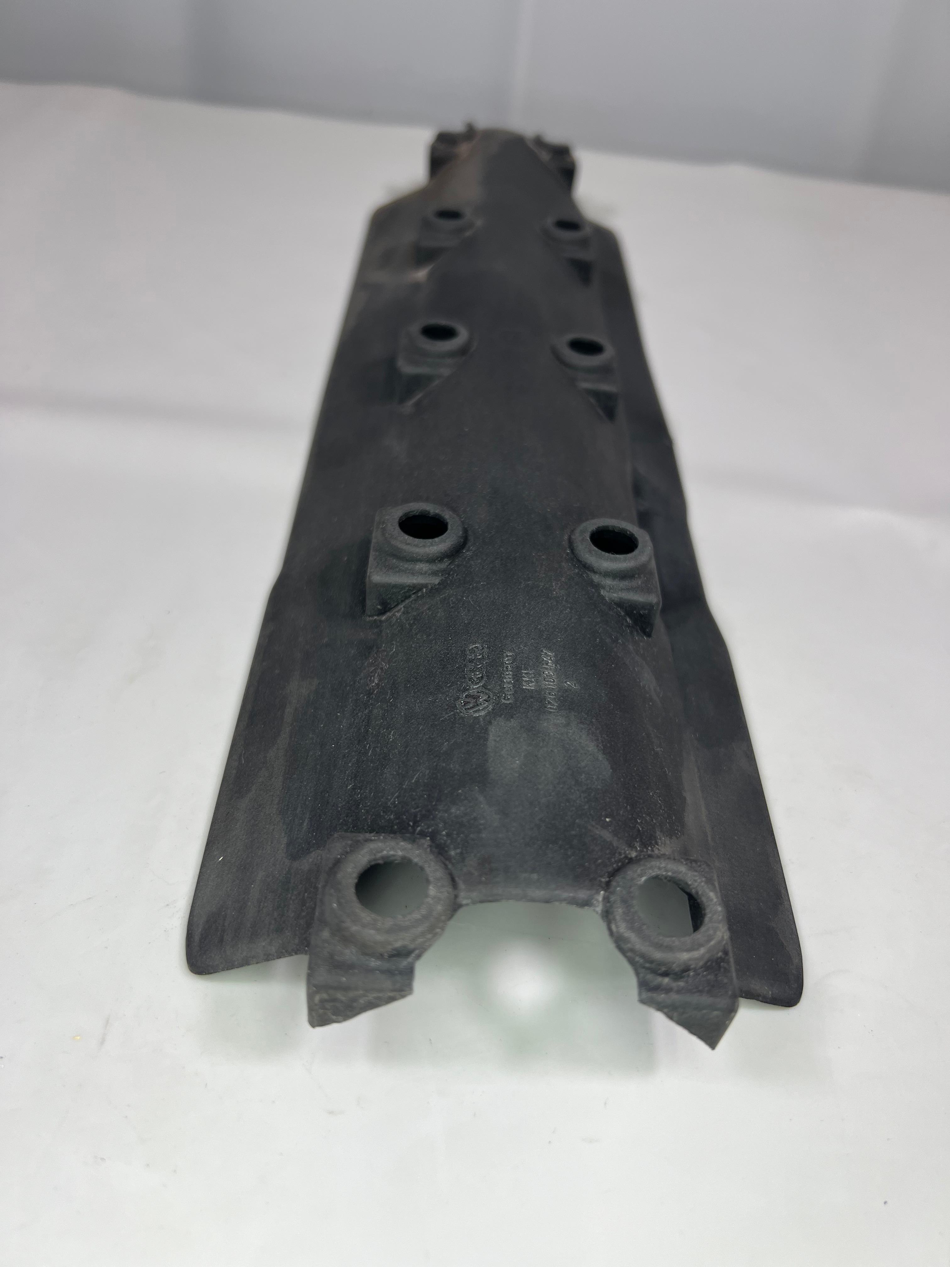 Ölabweiser unter dem Ventildeckel  für G60 Motoren original Teilenumer 026 103 547