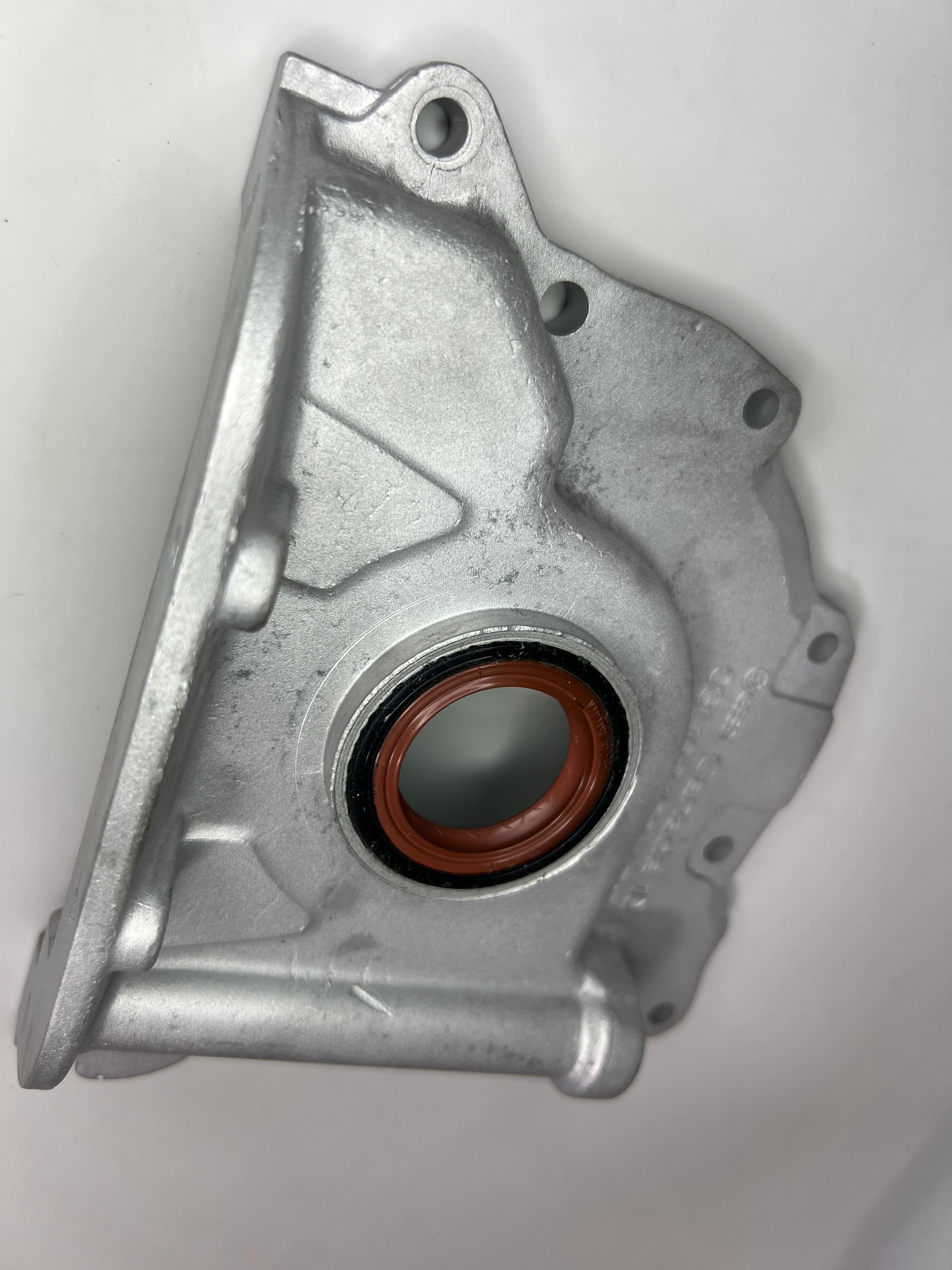 Ölpumpen Deckel Dichtflansch vorne Polo über der Ölpumpe von Baujahr 88 bis 94 original Teilenummer