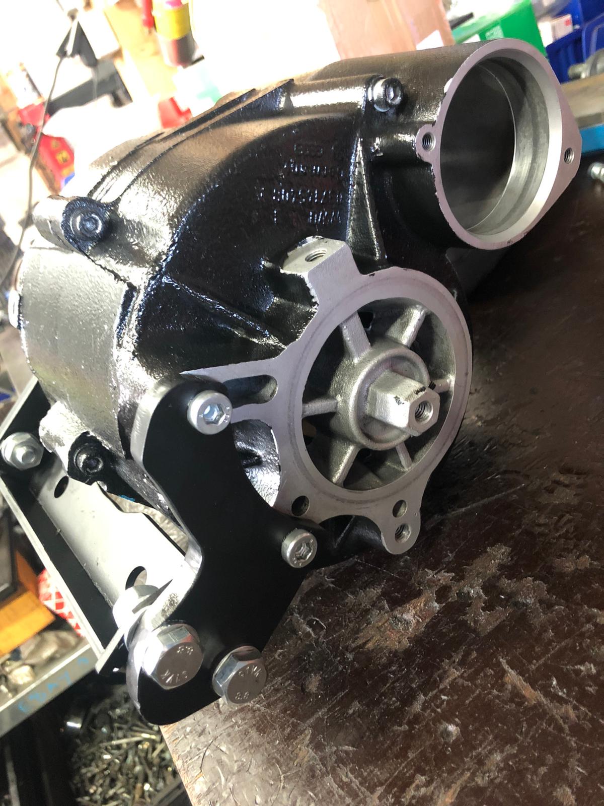 Halter für G60 Lader im Polo I