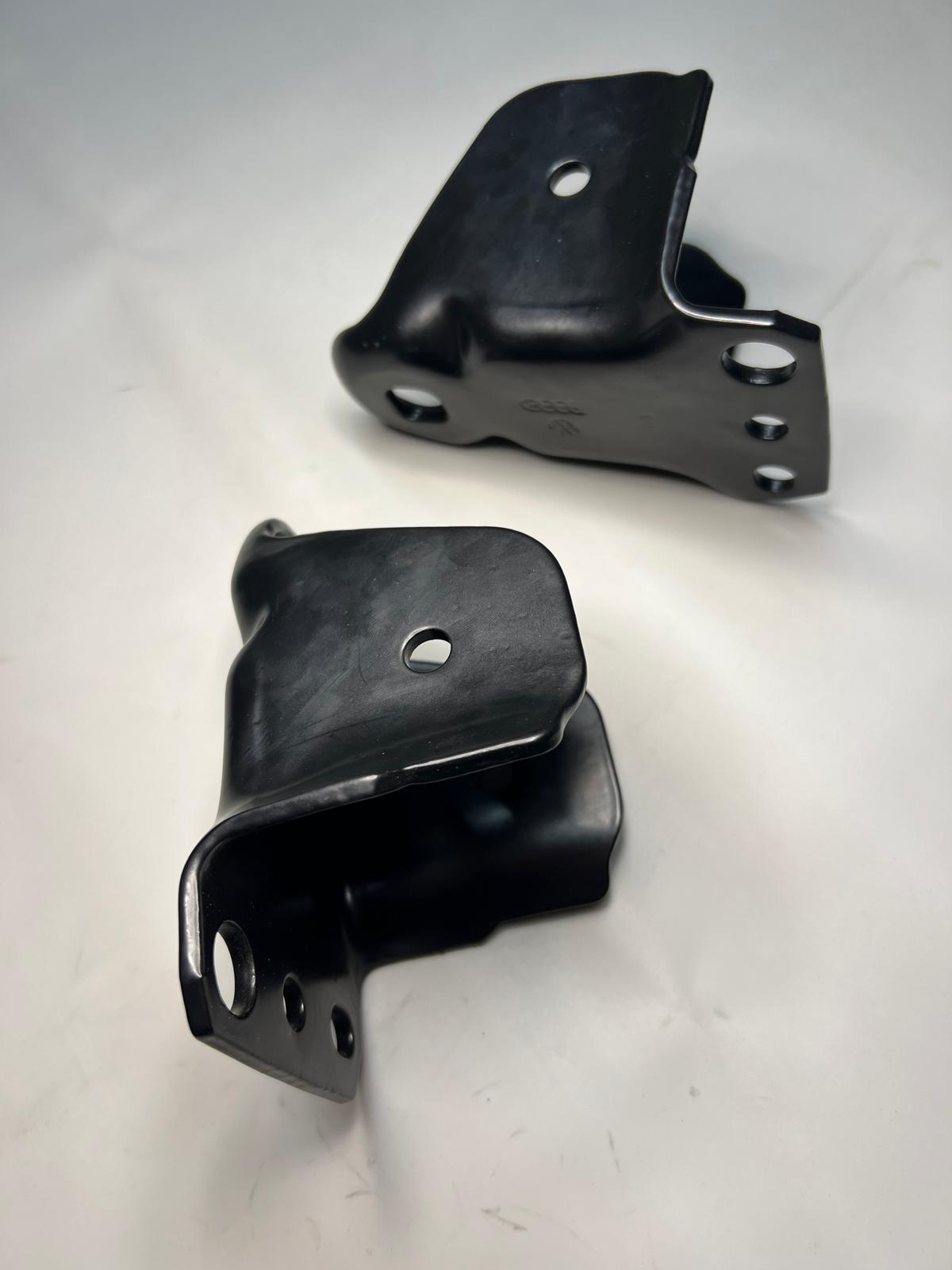 Lagerbock Halter für die Hinterachse zwischen Karosse und Hinterachse