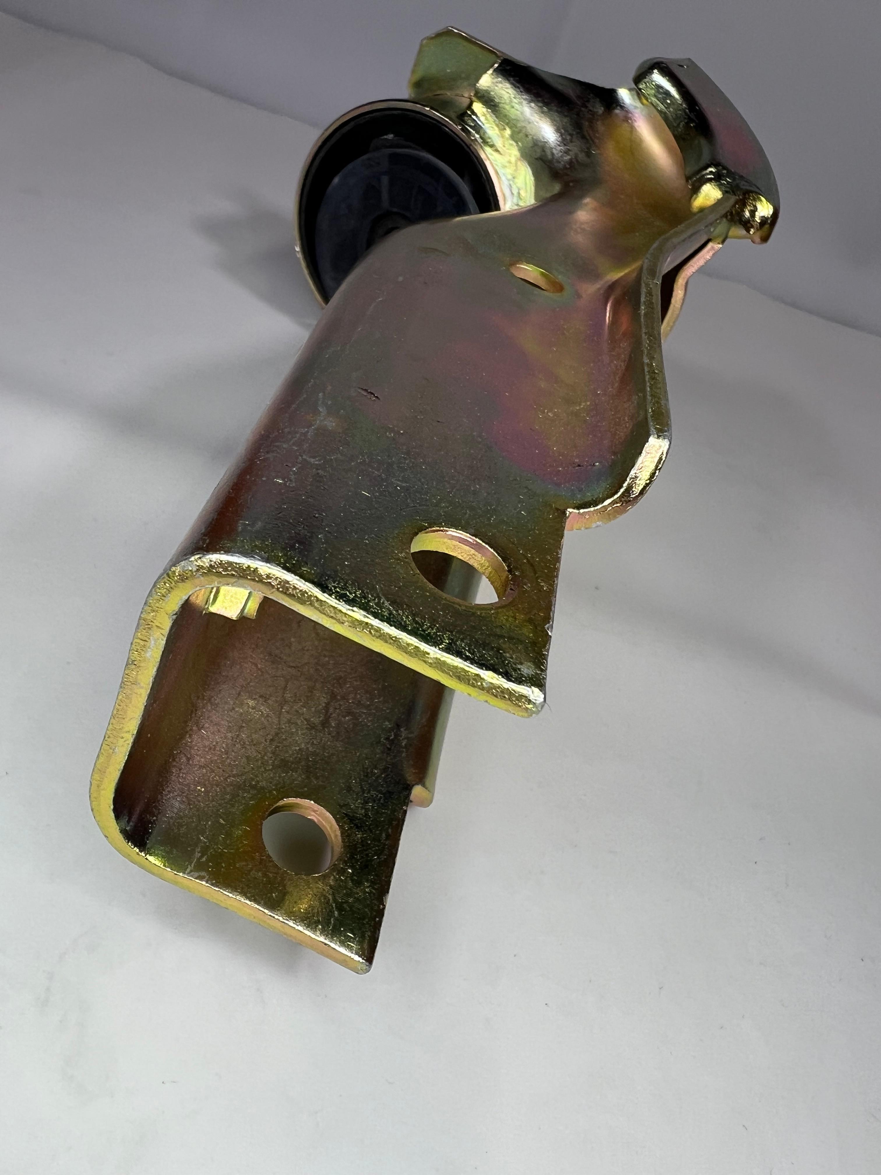 Getriebe Halter Golf 1 mit 5 Gang 020 Getriebe  original Teilenummer : 171 399 113 H