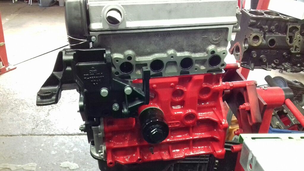 Halter für G40 oder G60 Lader im Polo G40 mit 3 Befestigungsschrauben