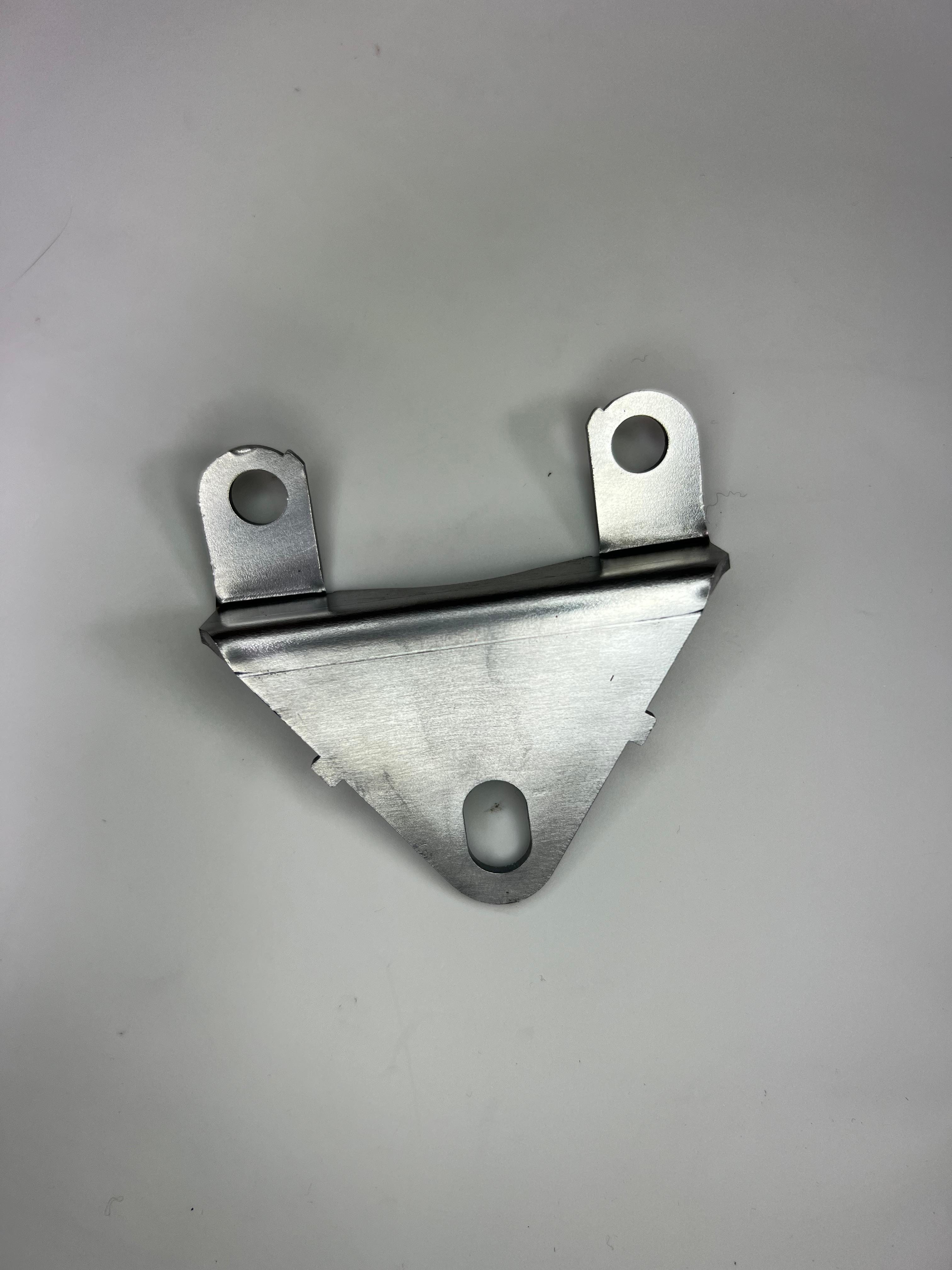 Stütze Halter am Benzindruckregler Kraftstoffdruckregler VW G60  Original Teilenummer : 037 133 337