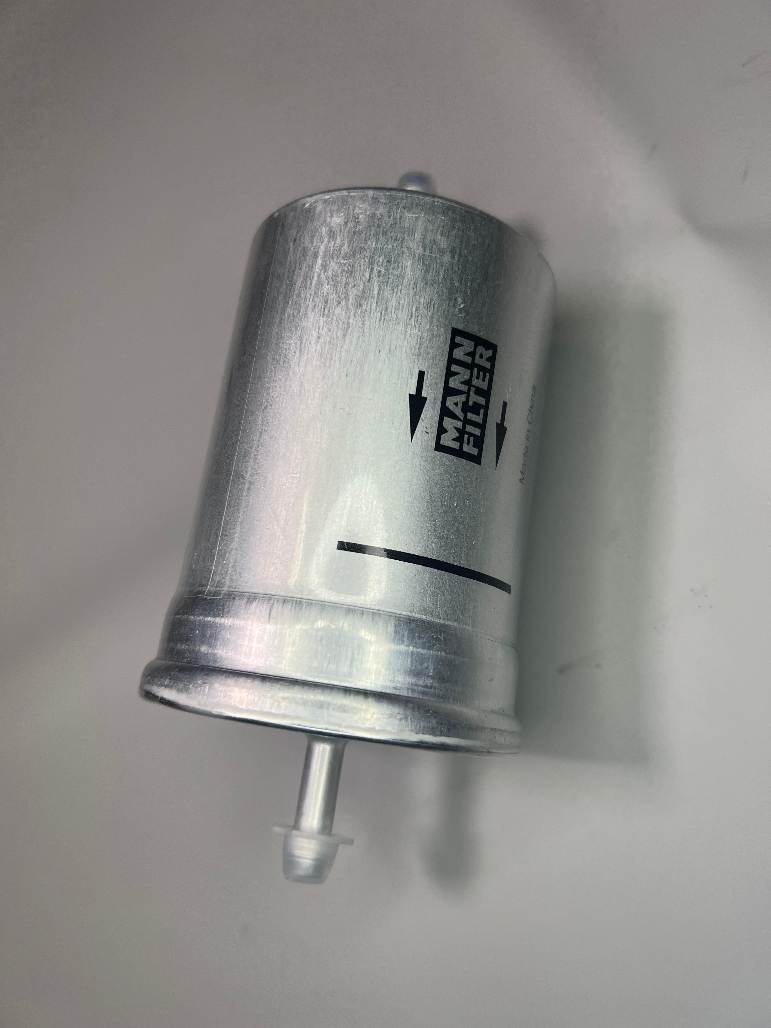 Kraftstofffilter neben dem Tank für Polo G40 Motor PY
