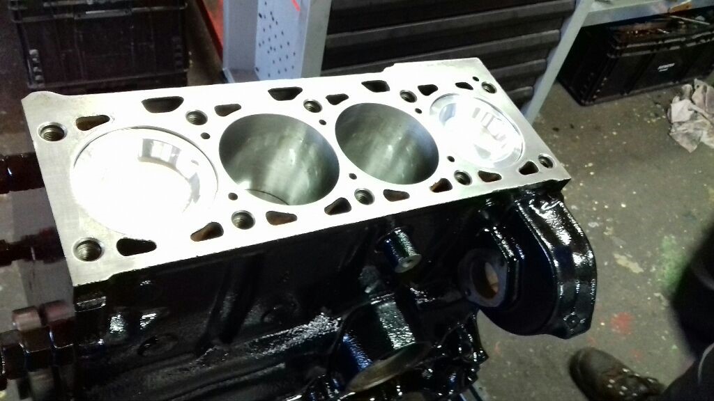 Motorblock für Polo G40 mit 1470ccm3 Wiseco Kolben , K1 Pleuel