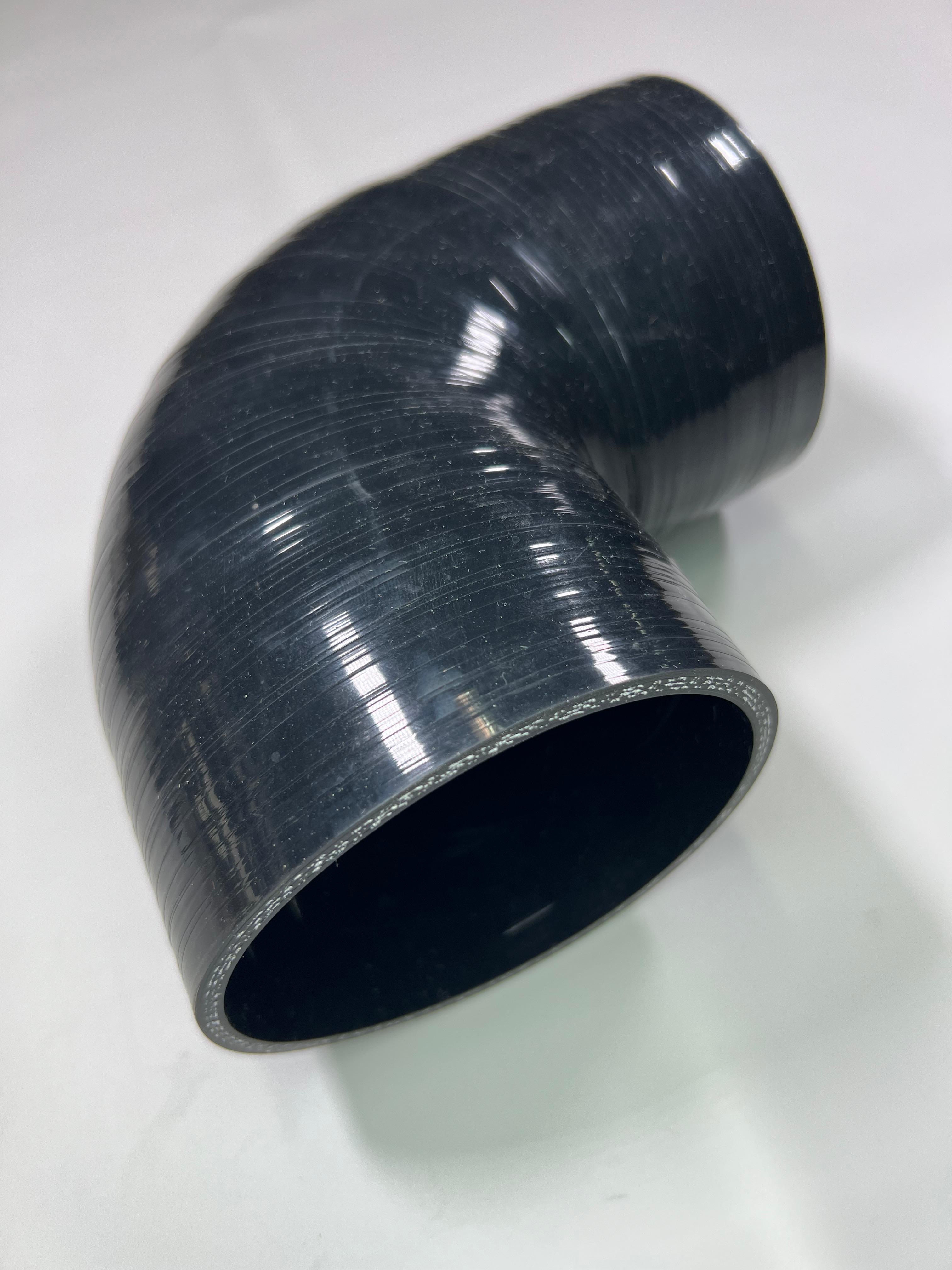 Ladedruckschlauch 90° aus Silikon 96 mm innen und 105mm außen