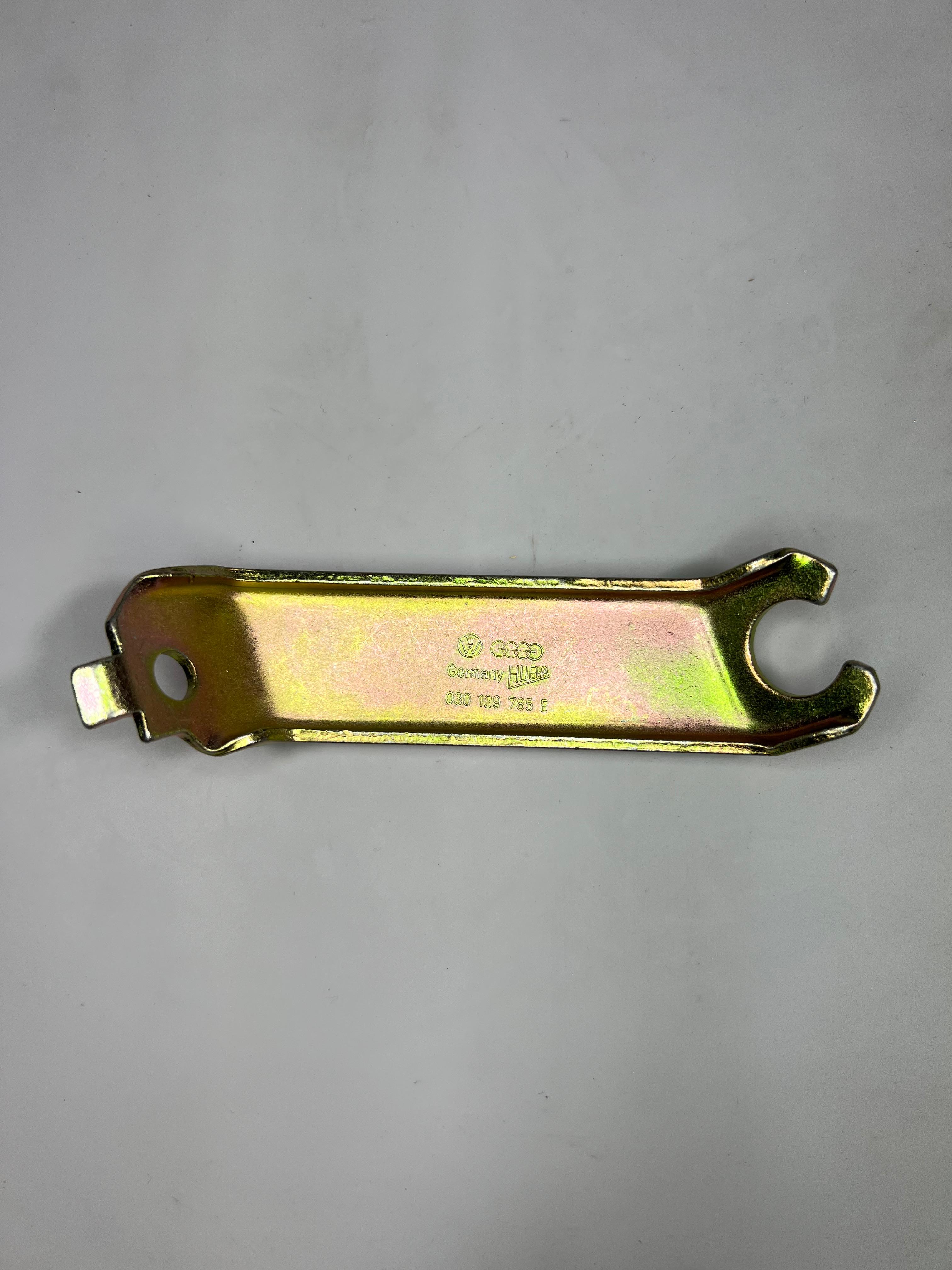Gegenhalter für den Gaszug für Polo 86 und 86c 2F Lang