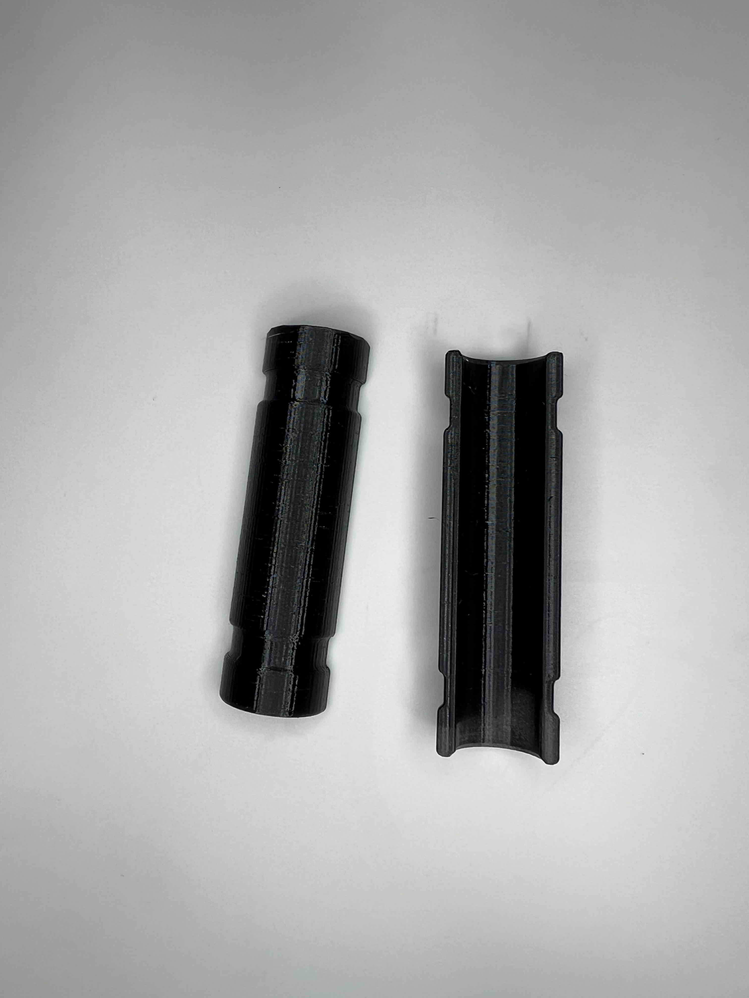 Schutzhülle für den Kraftstoffschlauch in 8 mm Durchmesser