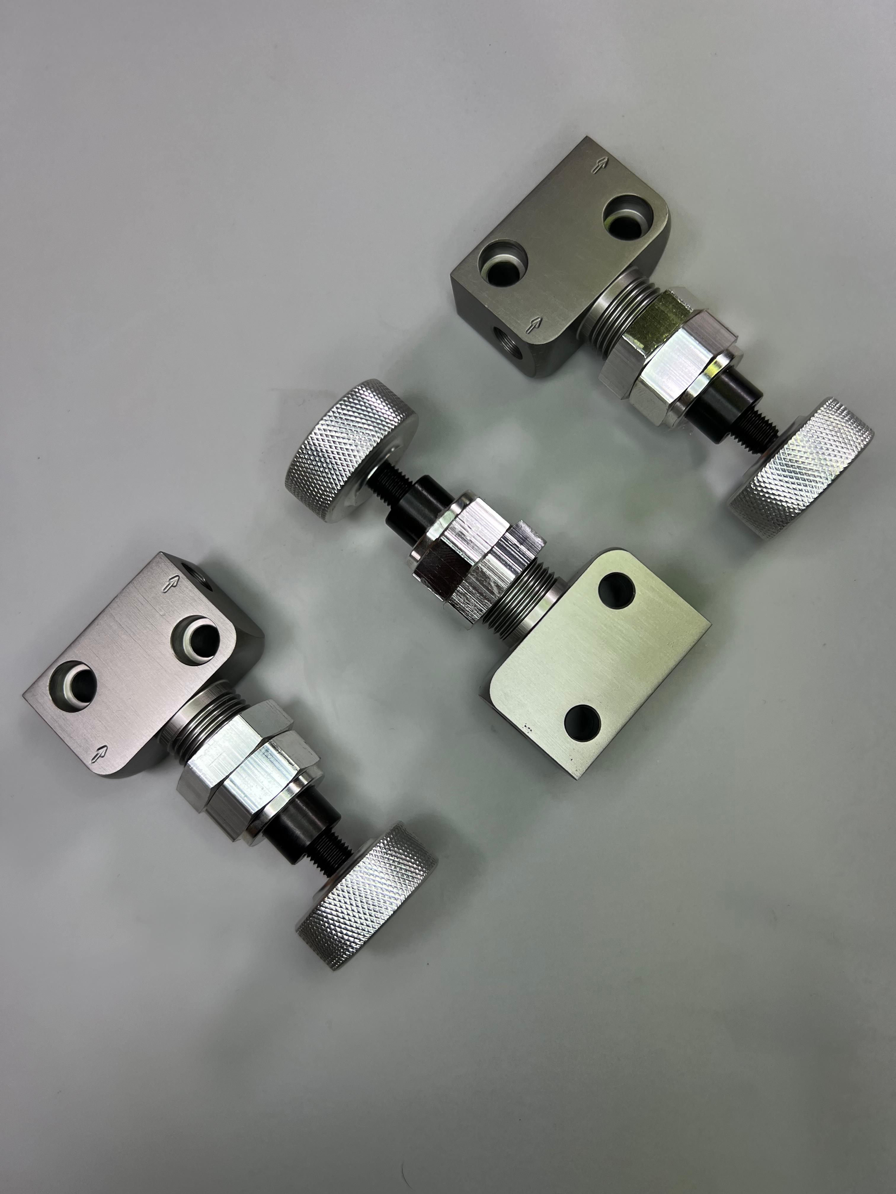 Bremskraftregler Einstellbares Ventile Ausführung mit Verstellschraube  M10x1,0 Gewindeanschluss