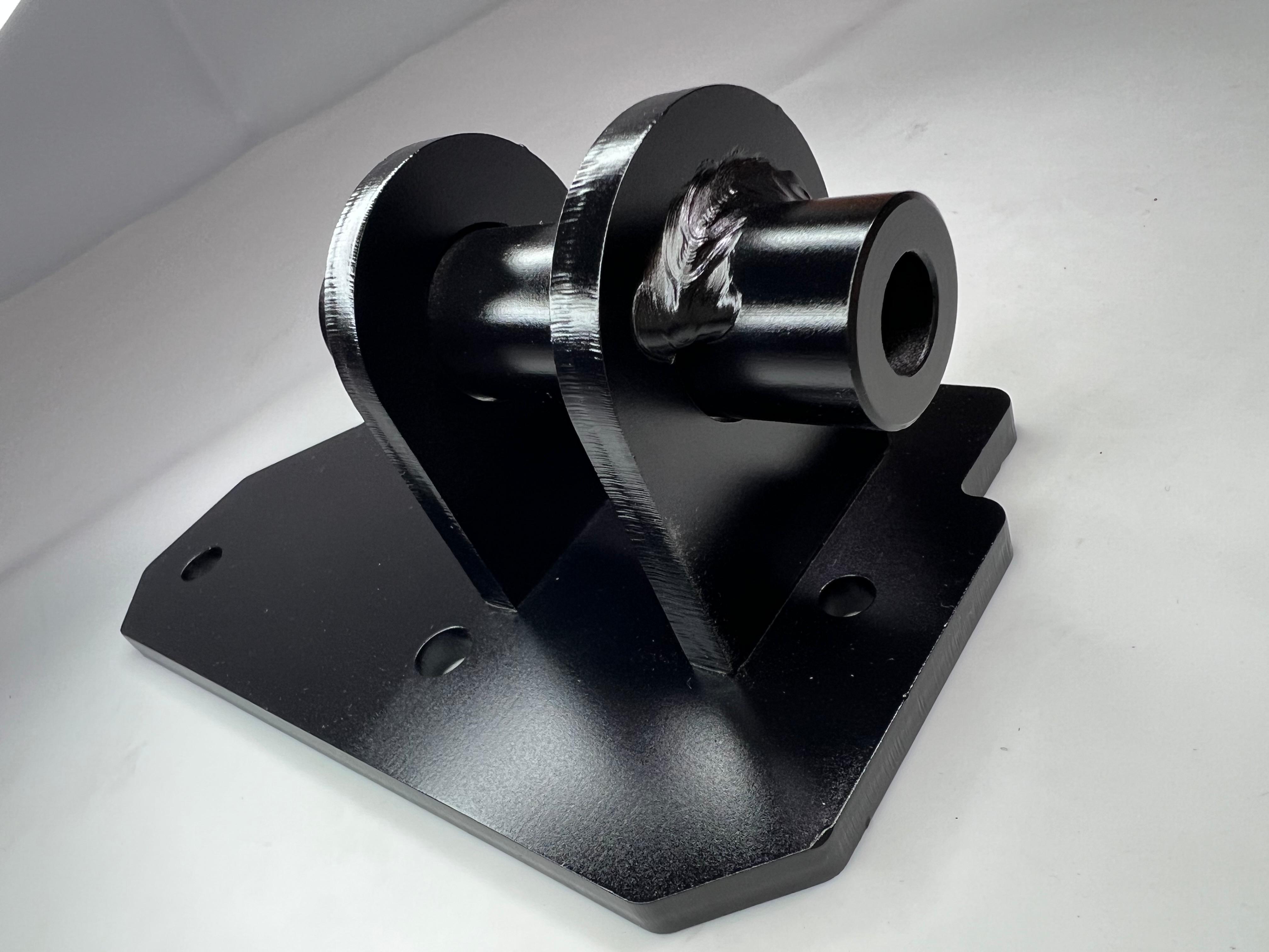 Generatorhalter Lichtmaschinenhalter für die 16VG60 Motoren in der Farbe schwarz