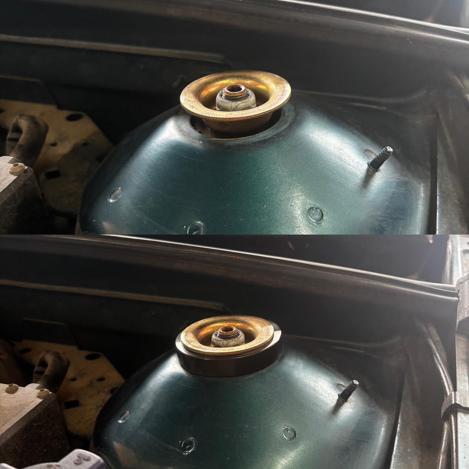 Distanzringe Audi 80 / 90  zwischen Domlager und Karosserie aus Kunststoff