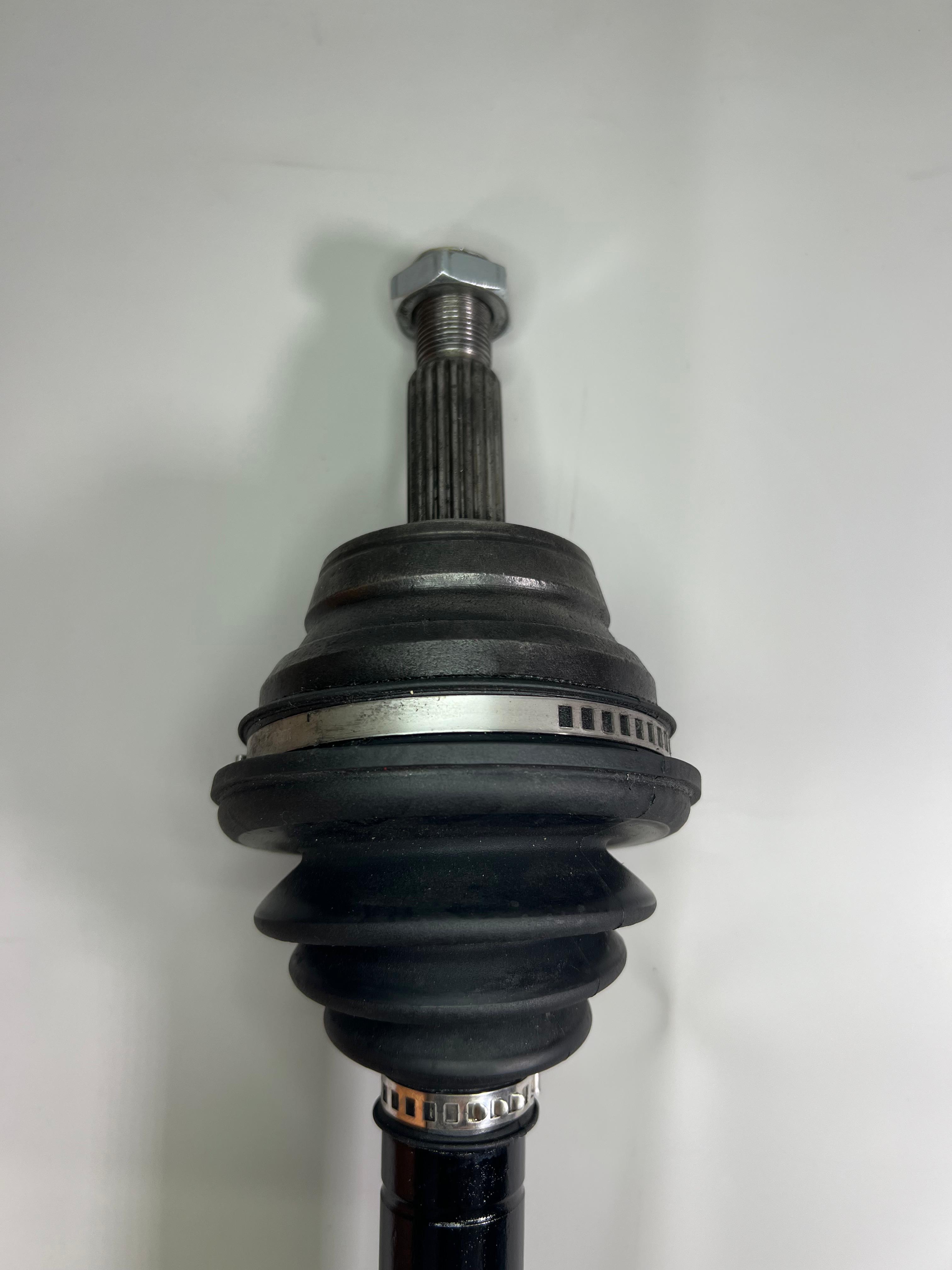 Antriebswelle kurz Golf 1 Vento Caddy Audi mit 020 oder 02A Getriebe