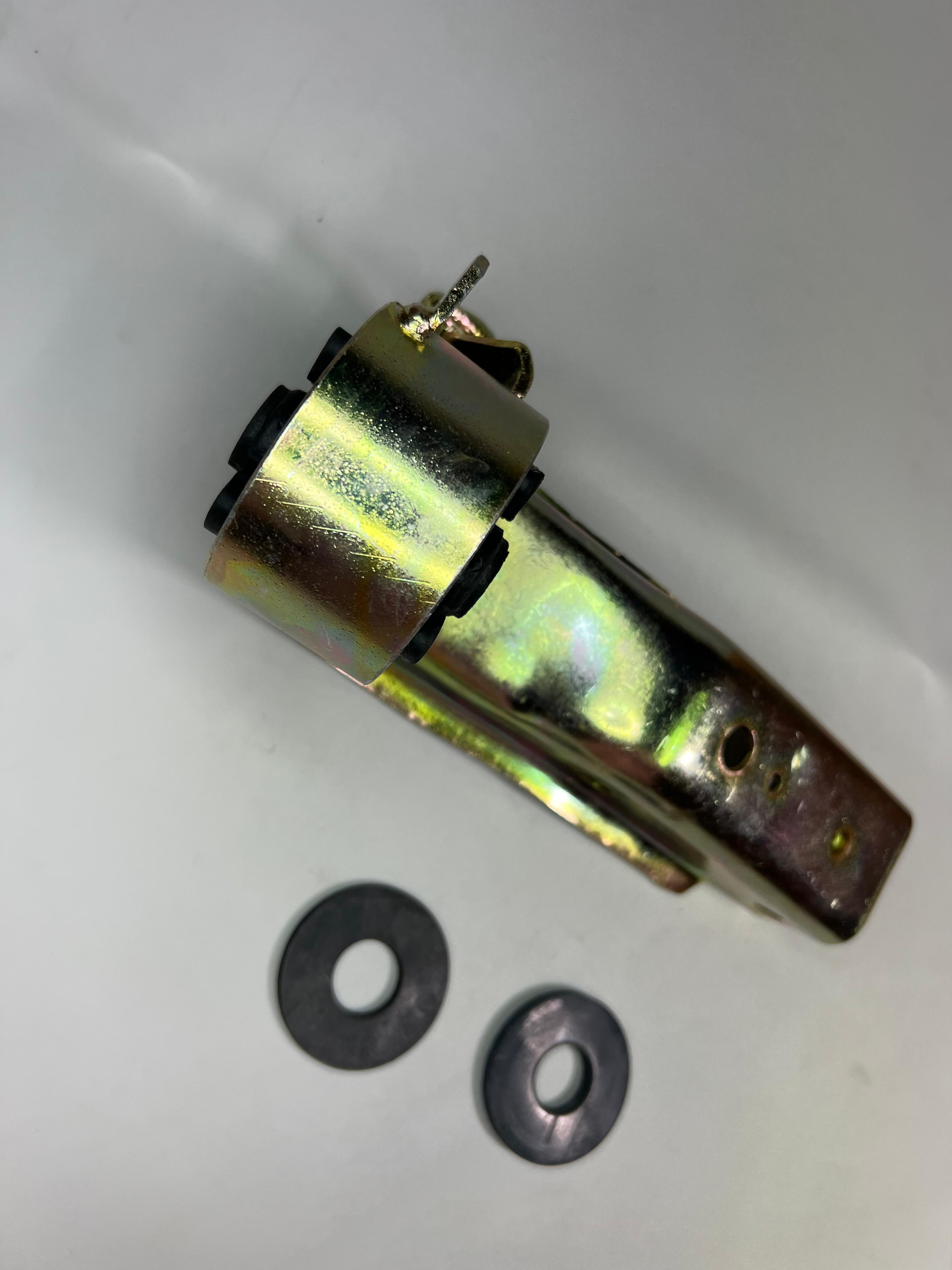 Getriebe Halter Golf 1 mit 5 Gang 020 Getriebe  original Teilenummer : 171 399 113 H