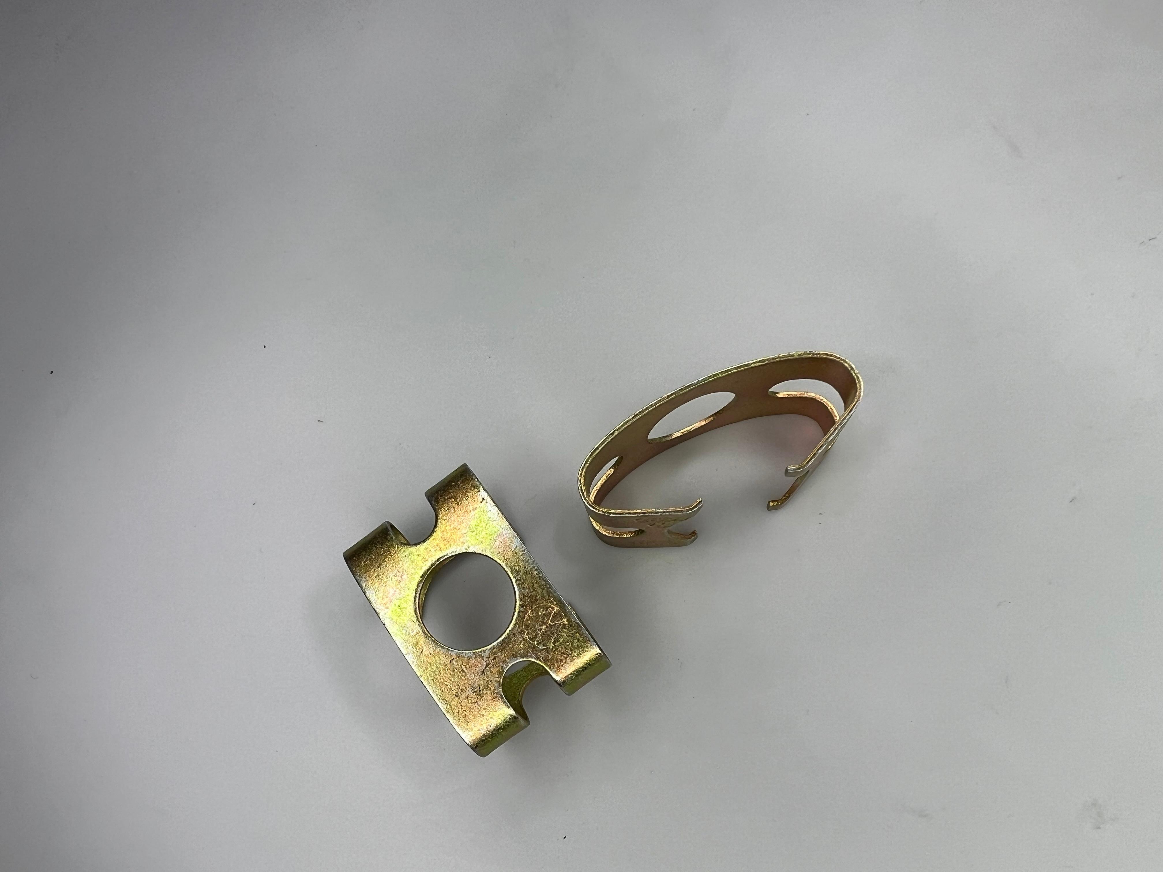 Halter Bremsschlauch Haltefeder für Bremsleitungsmuttern