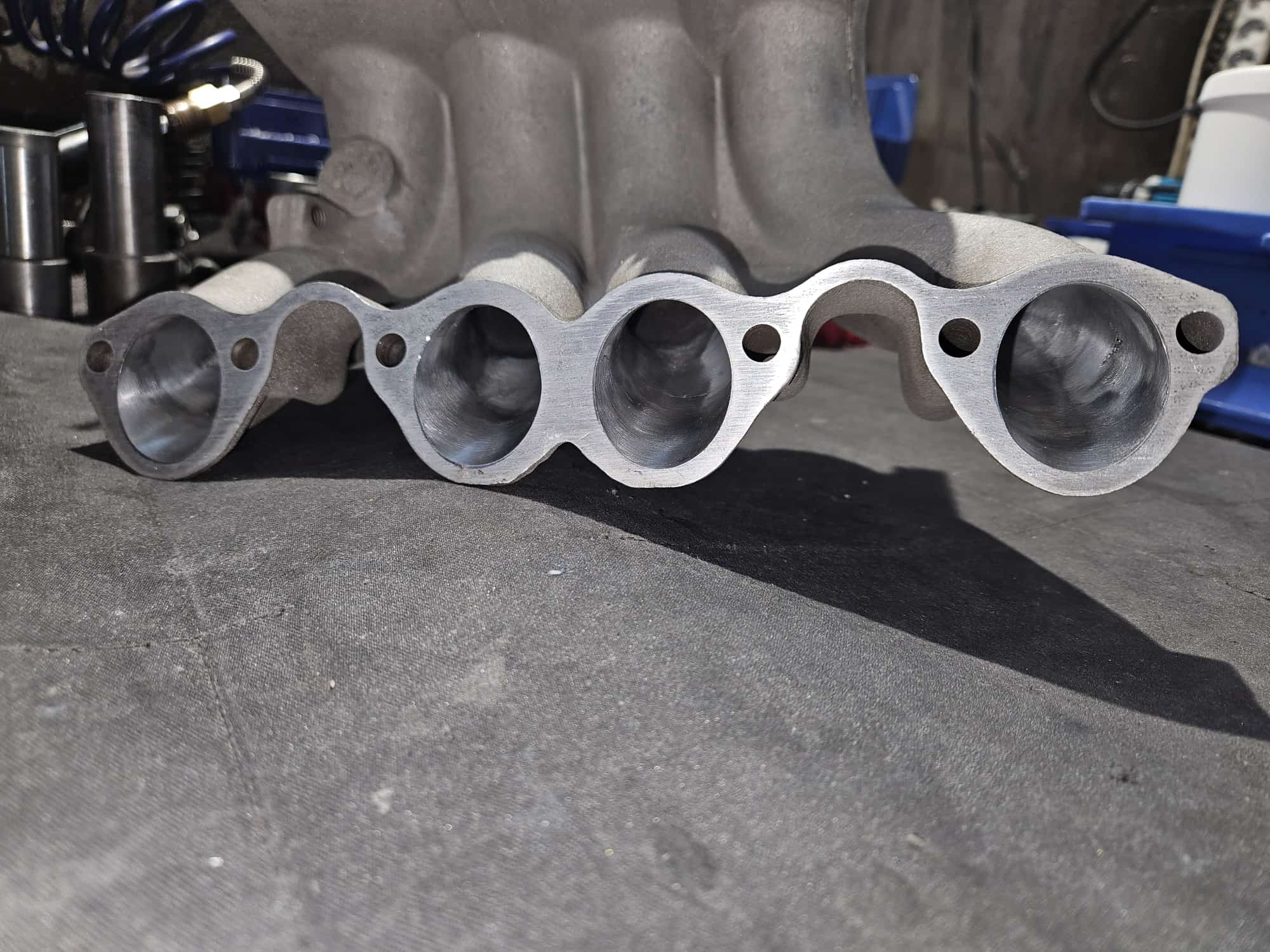 Ansaugrohr bearbeitet für den CNC bearbeiteten Zylinderkopf für alle G60 Motoren