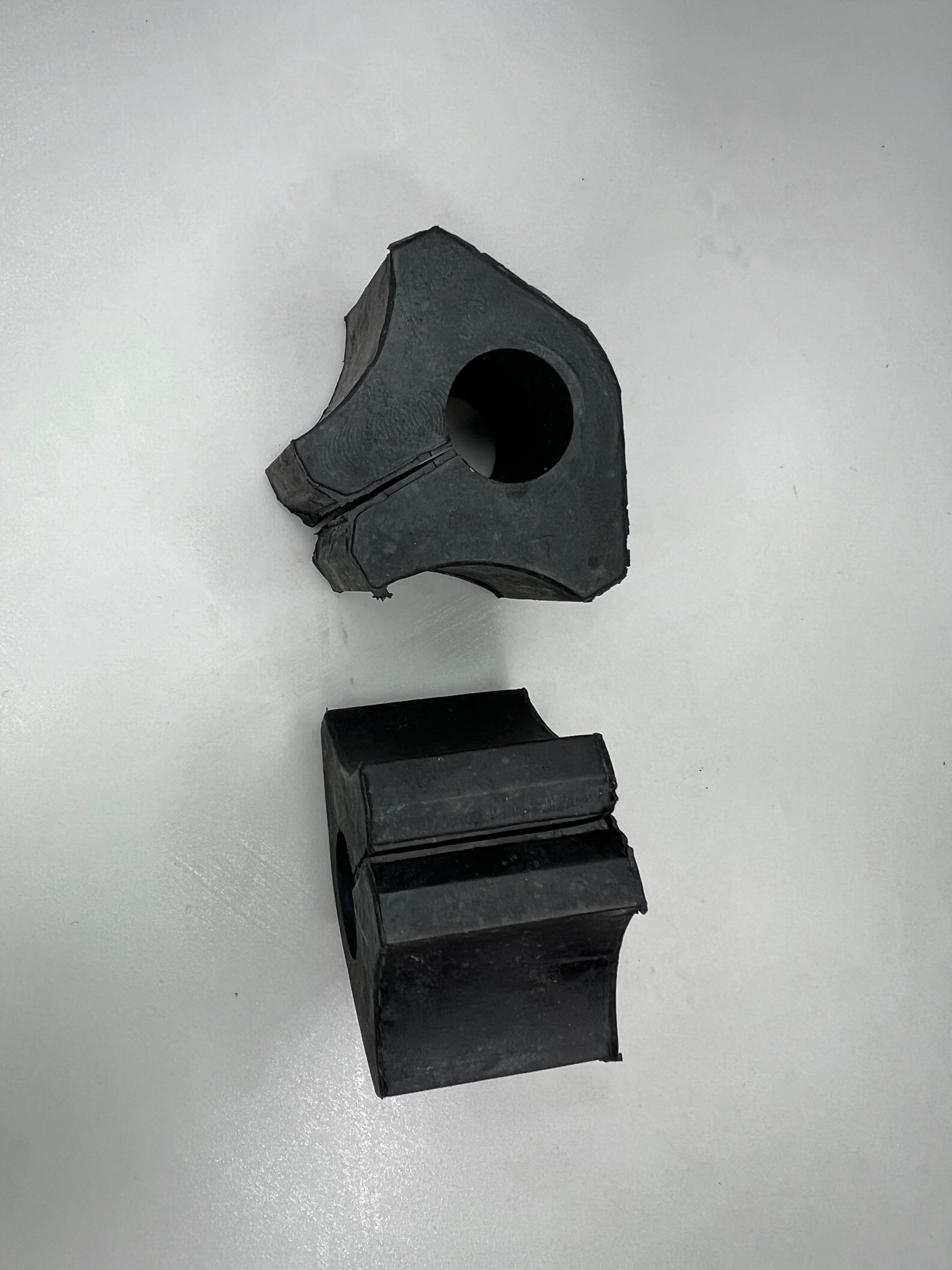 Golf 3 Hinterachs Gummilager für den Stabilisator original Teilenummer 871 511 423
