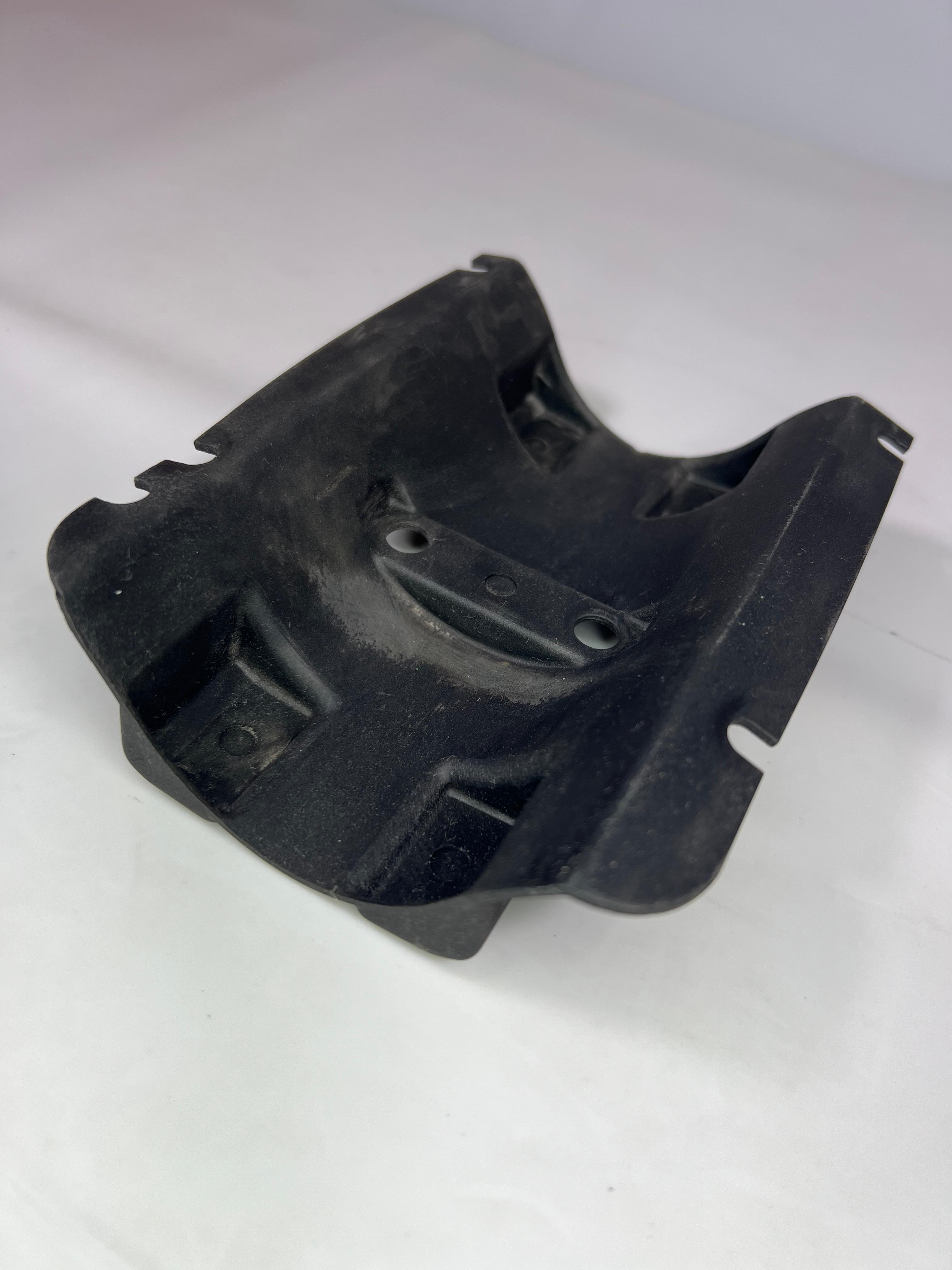 Ölabweiser unter dem Ventildeckel  für G40 Motoren original Teilenummer : 030 103 478 B