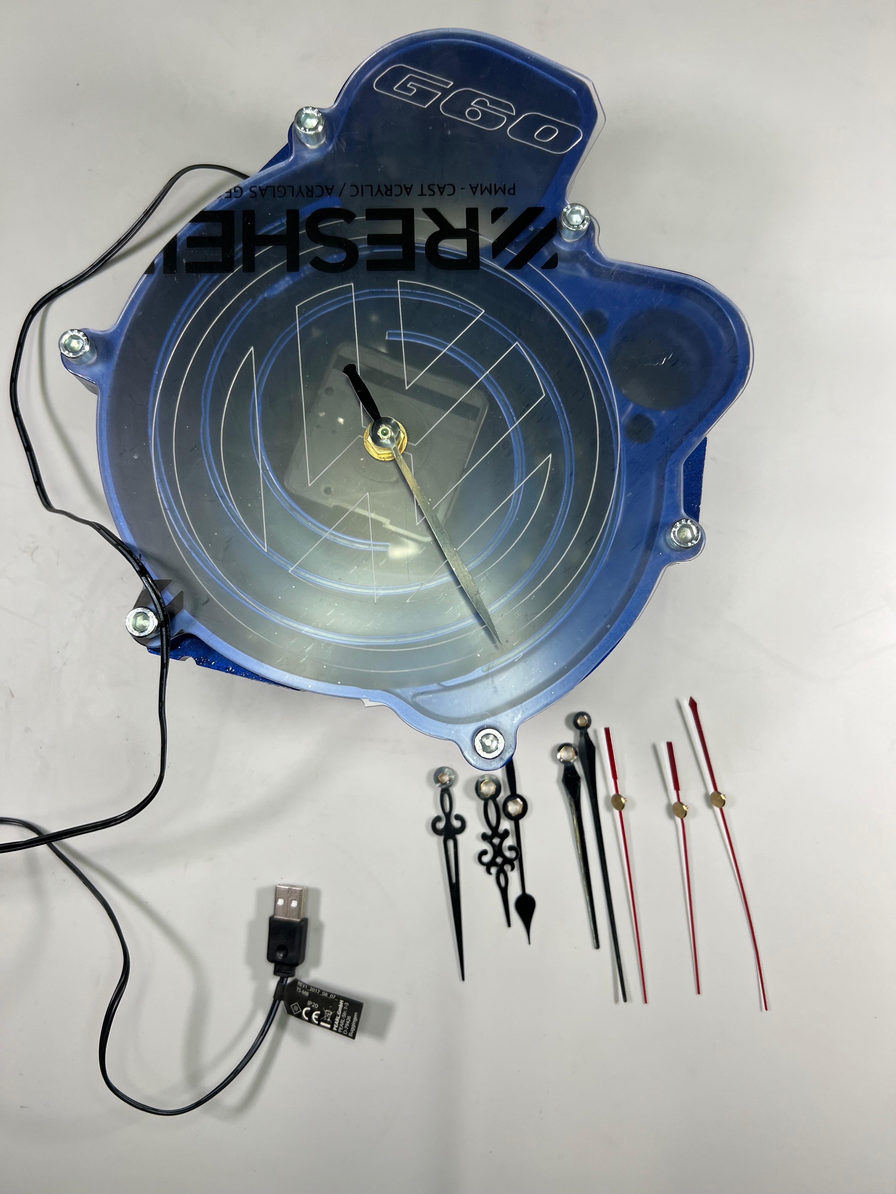 G60 Lader Uhr mit Farbwechselfunktion und Fernbedienung