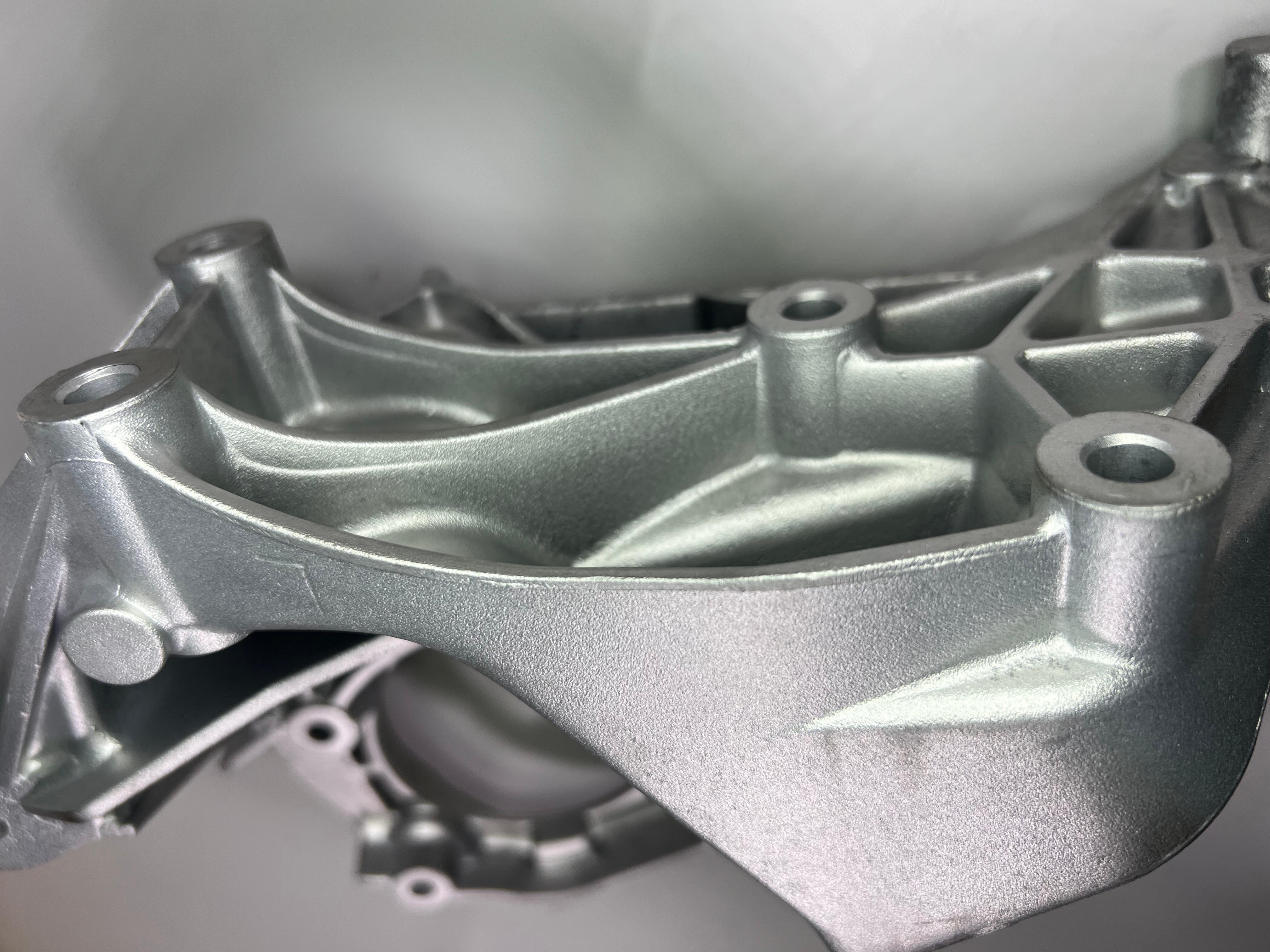 Halter für G60 Lader original Teilenummer : 037 145 491 A