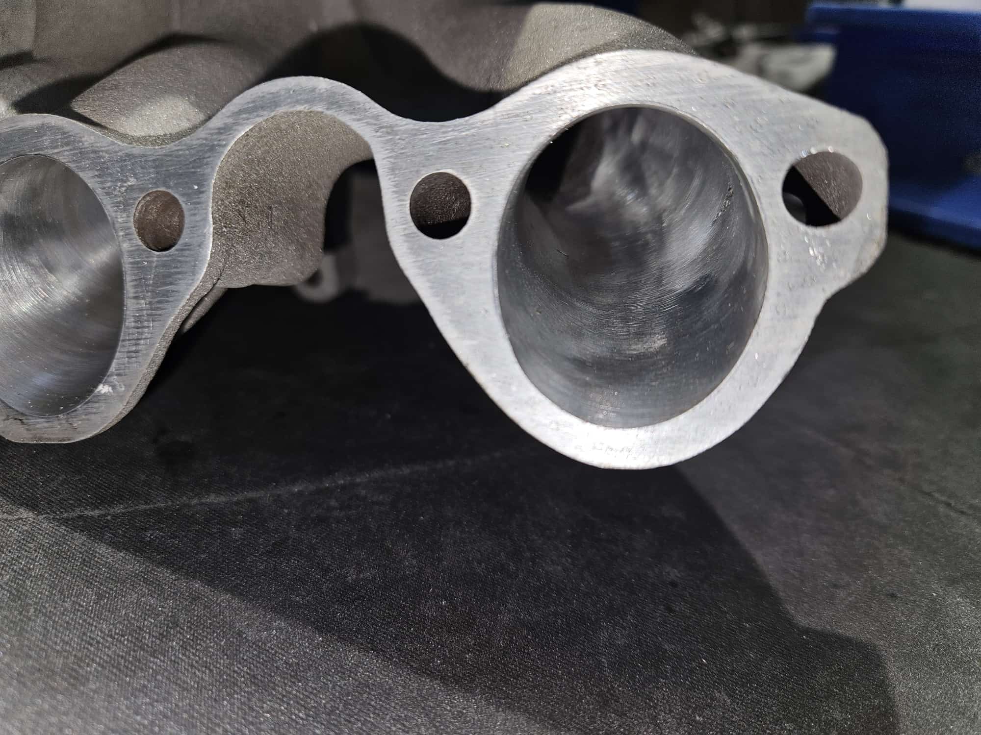 Ansaugrohr bearbeitet für den CNC bearbeiteten Zylinderkopf für alle G60 Motoren