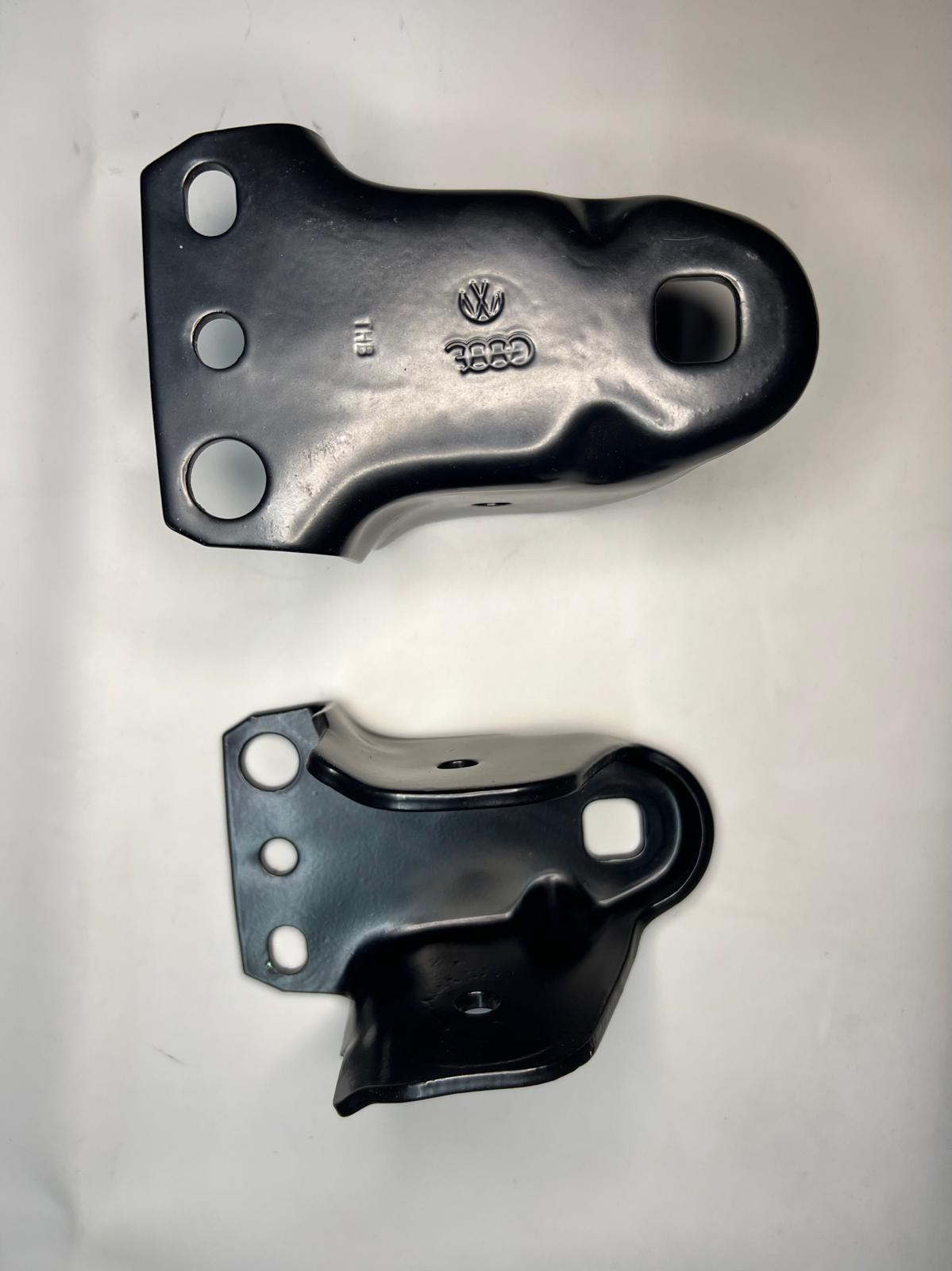 Lagerbock Halter für die Hinterachse zwischen Karosse und Hinterachse