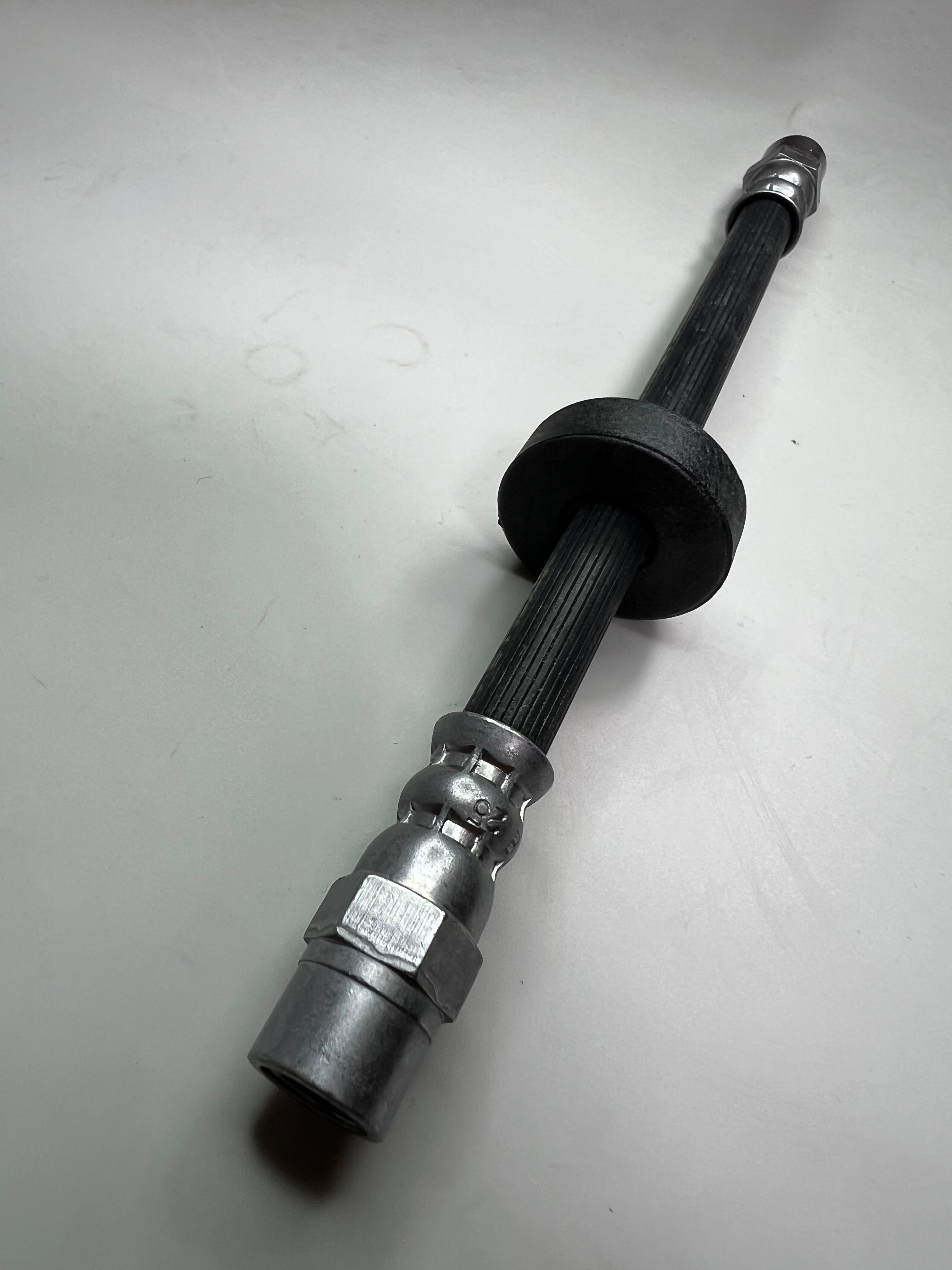 Bremsschlauch für die Hinterachse Polo G40  original Teilenummer : 861 611 775