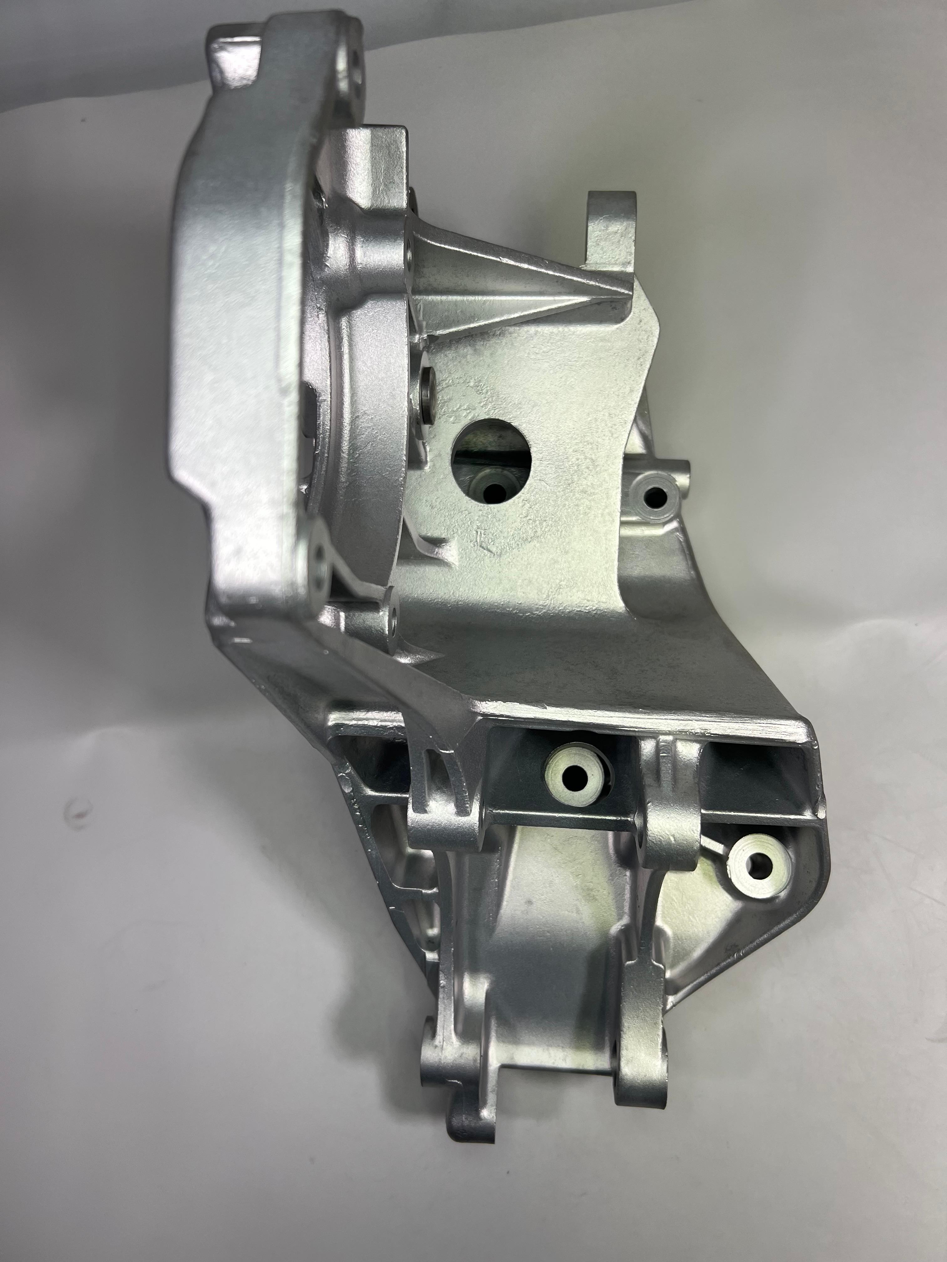 Halter für G60 Lader original Teilenummer : 037 145 491 A