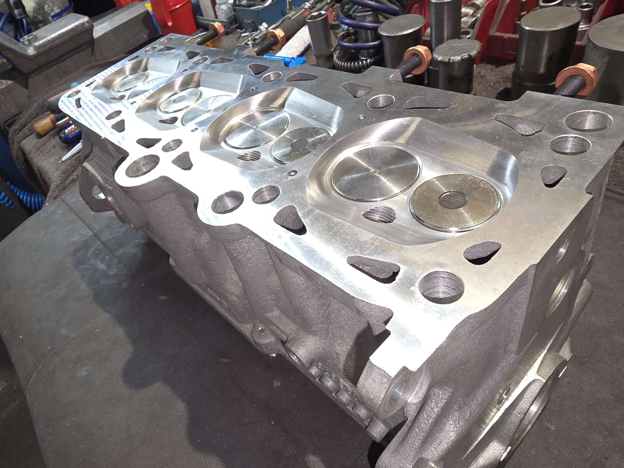 Zylinderkopf Rennsport CNC G60 Neuteil aus einem Rohling gefertigt von TK Motorsport