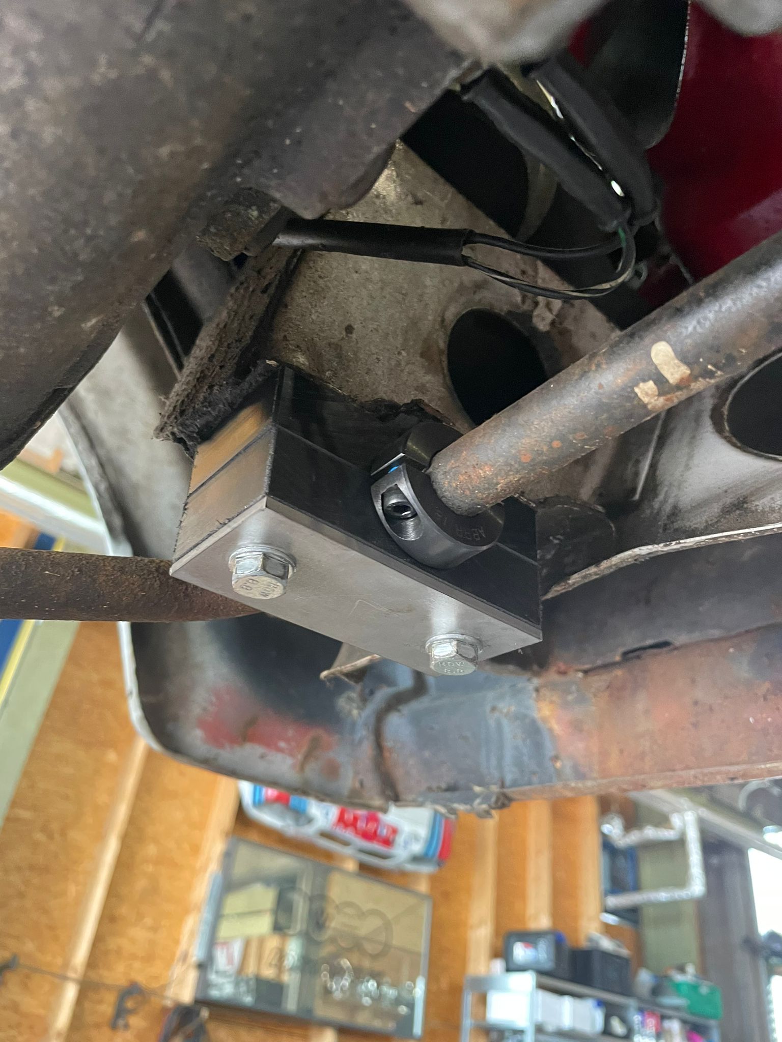 PU Stabilager Stabi Befestigung für VW Polo I bis III ohne Nachlauf Korrektur