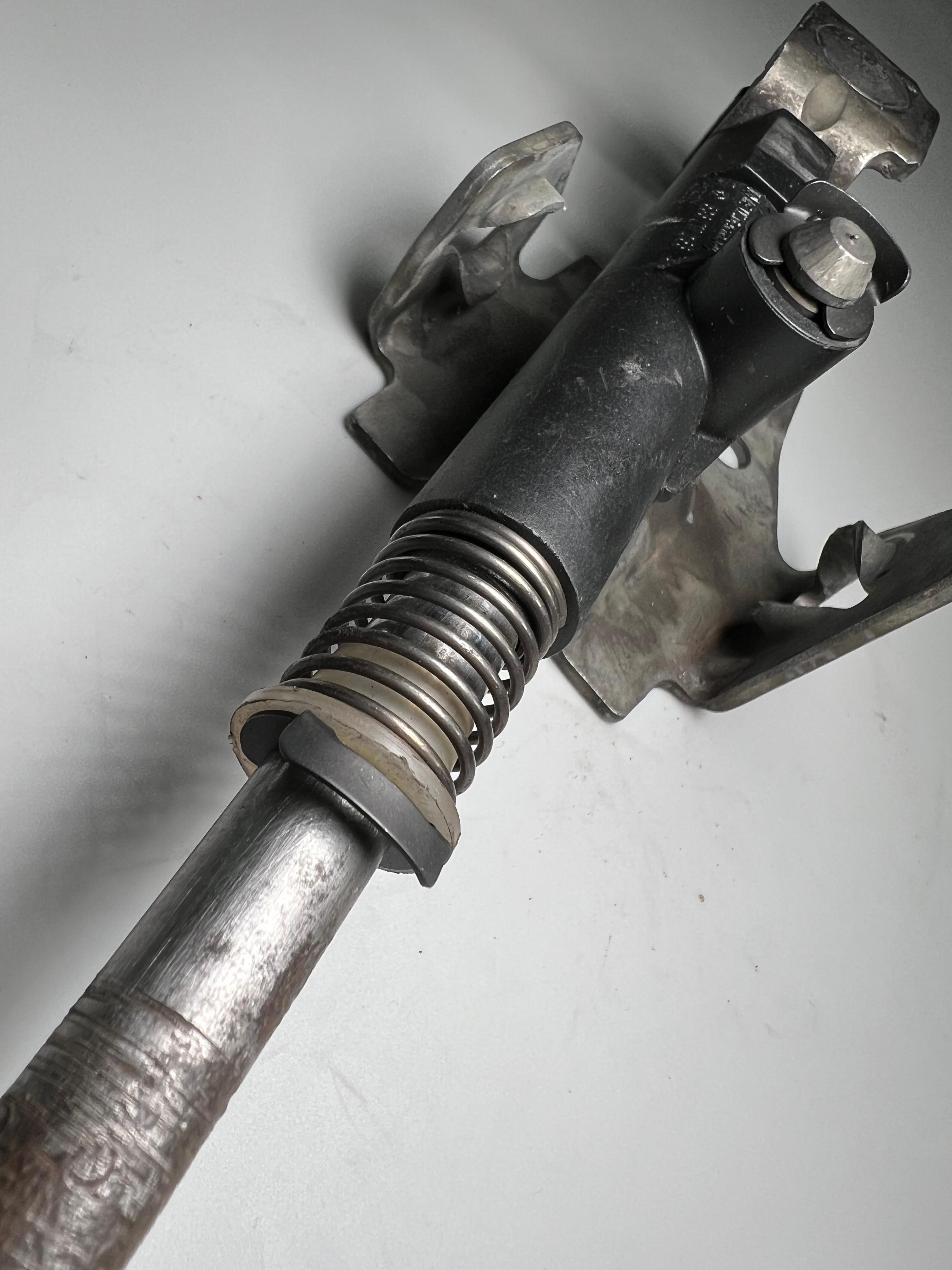 Schalthebel Halteklammer Sicherungsscheibe G60 Golf II Corrado Passat