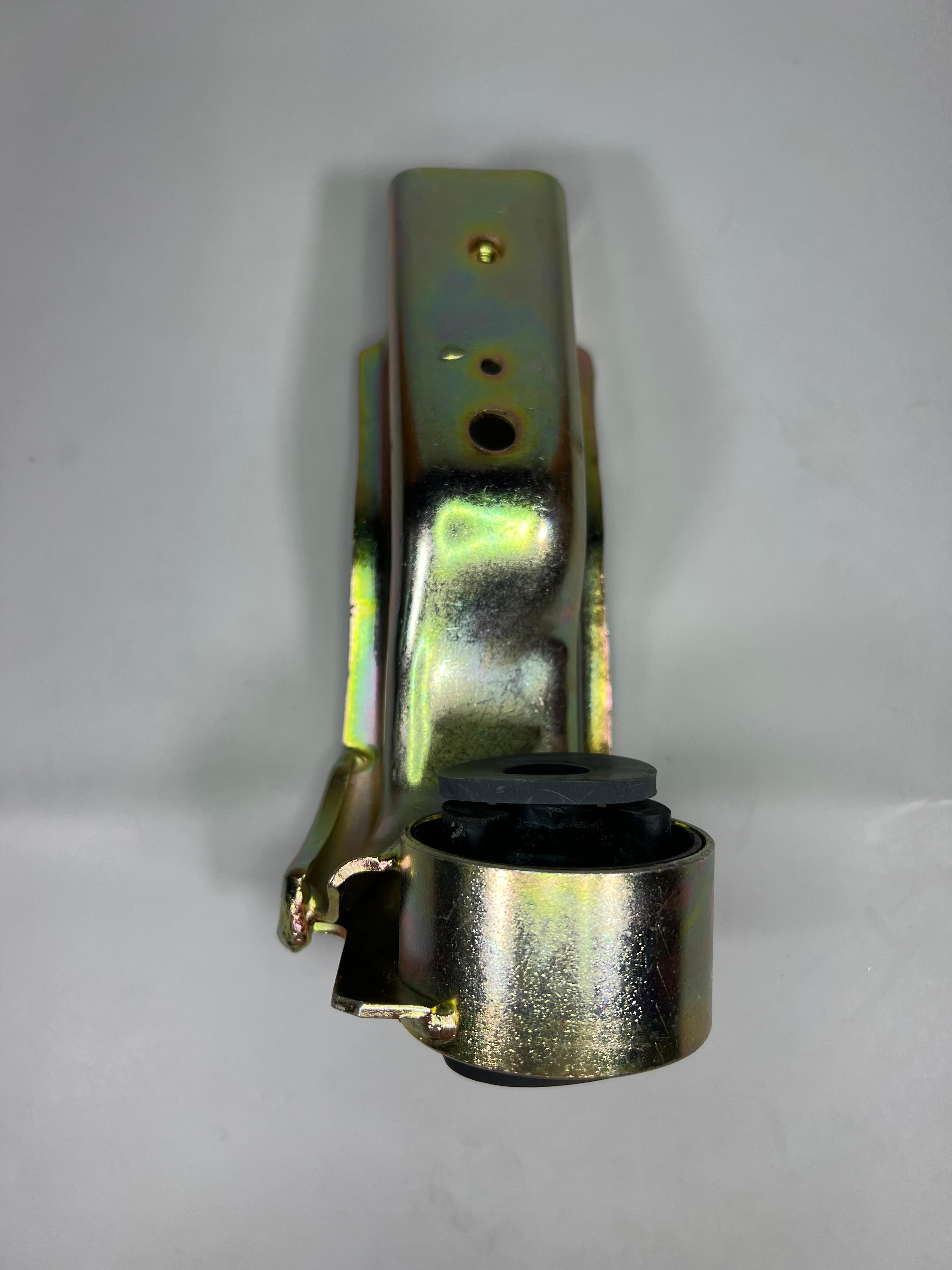 Getriebe Halter Golf 1 mit 5 Gang 020 Getriebe  original Teilenummer : 171 399 113 H