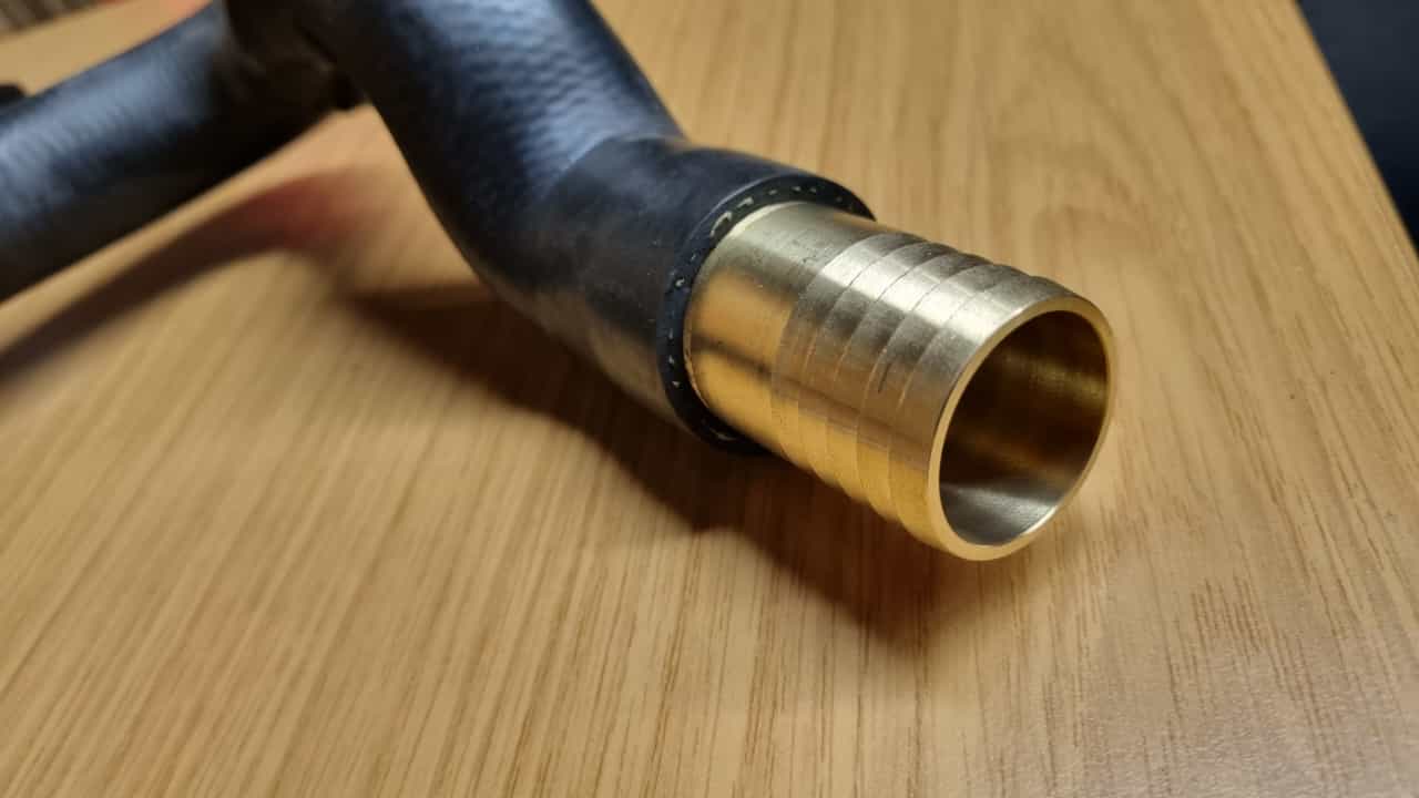 Wasserschlauch Verbindungsstück Schlauch Verbinder 32mm aus Metall Pressmessing