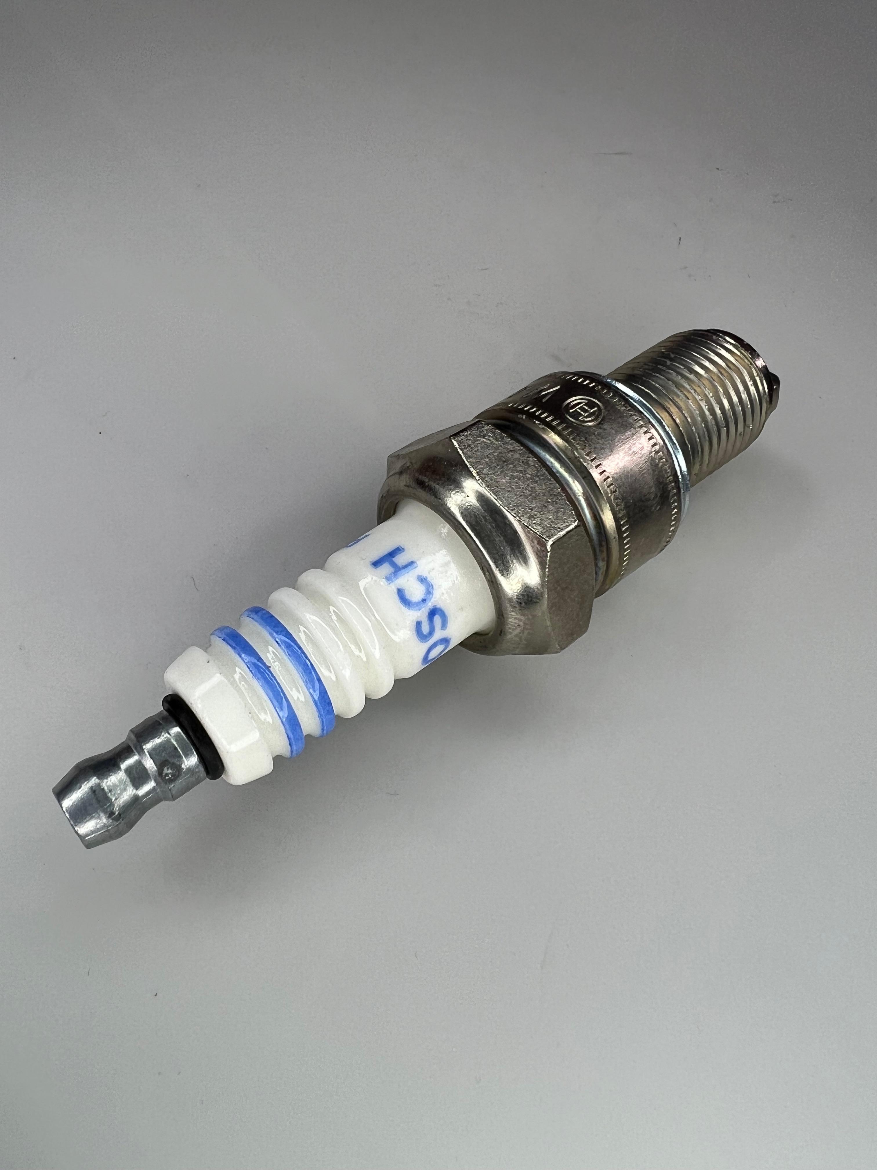 Motorsport Zündkerzen von Bosch für alle G60 Motoren W4DP0