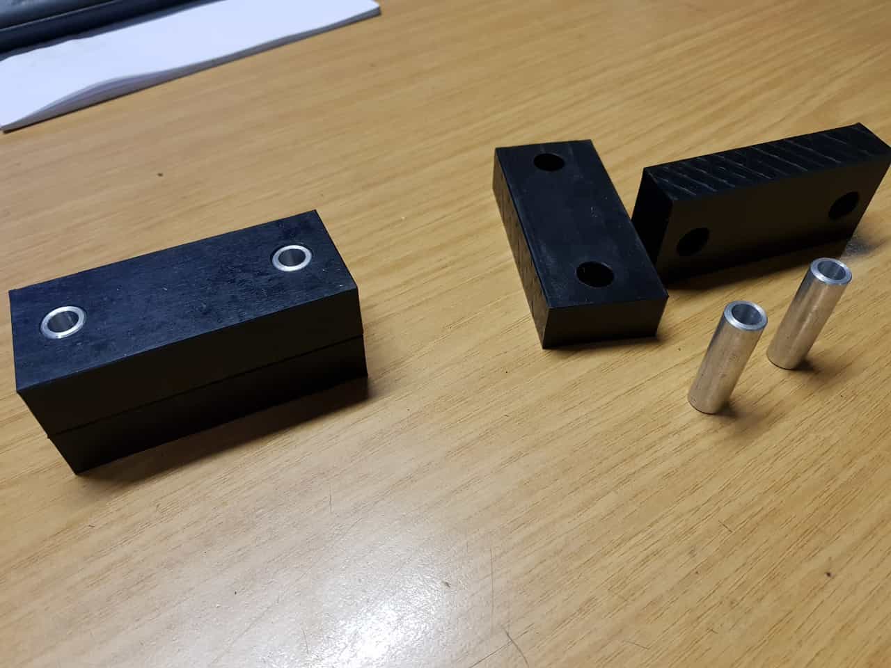 PU Stabilager Stabi Befestigung für VW Polo I - III ohne Stabi Bohrung