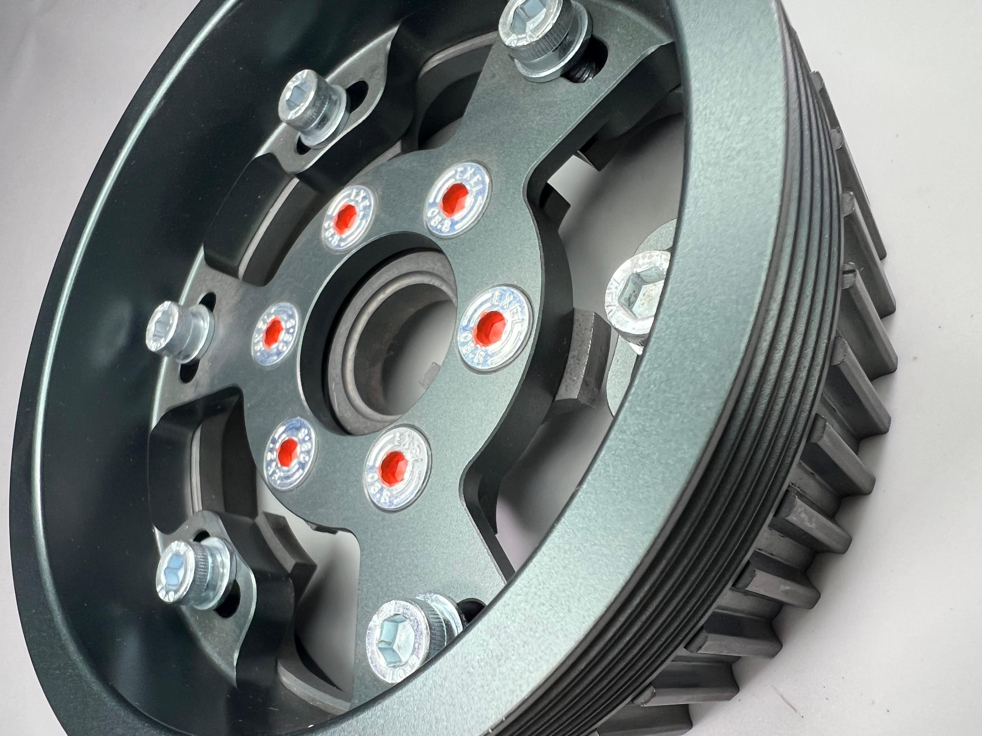 Verstellbares Nockenwellenrad für die 16VG60 Motoren mit 5PK Flachriemenrad zum Generator