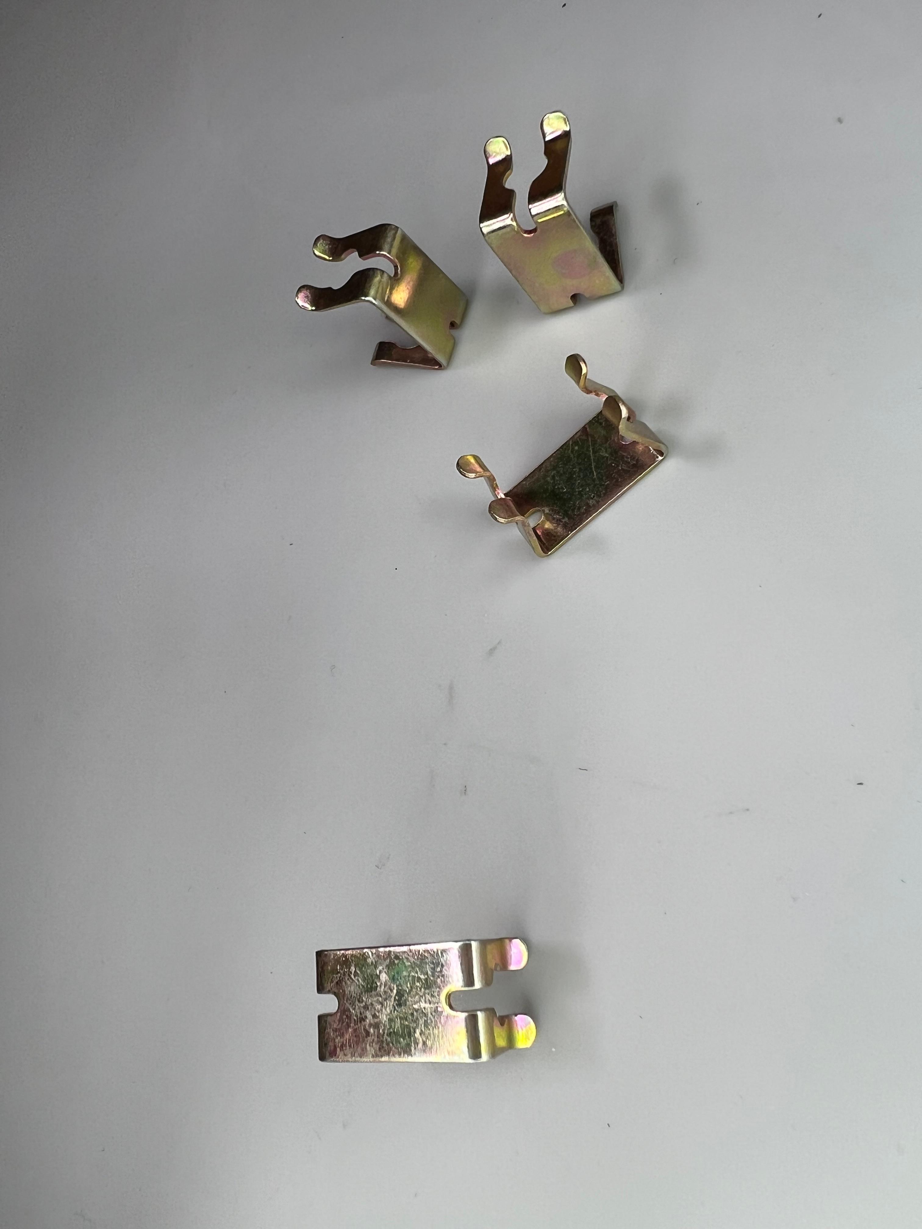 Halteklammer Clip für die Drosselklappe Gaszug G60