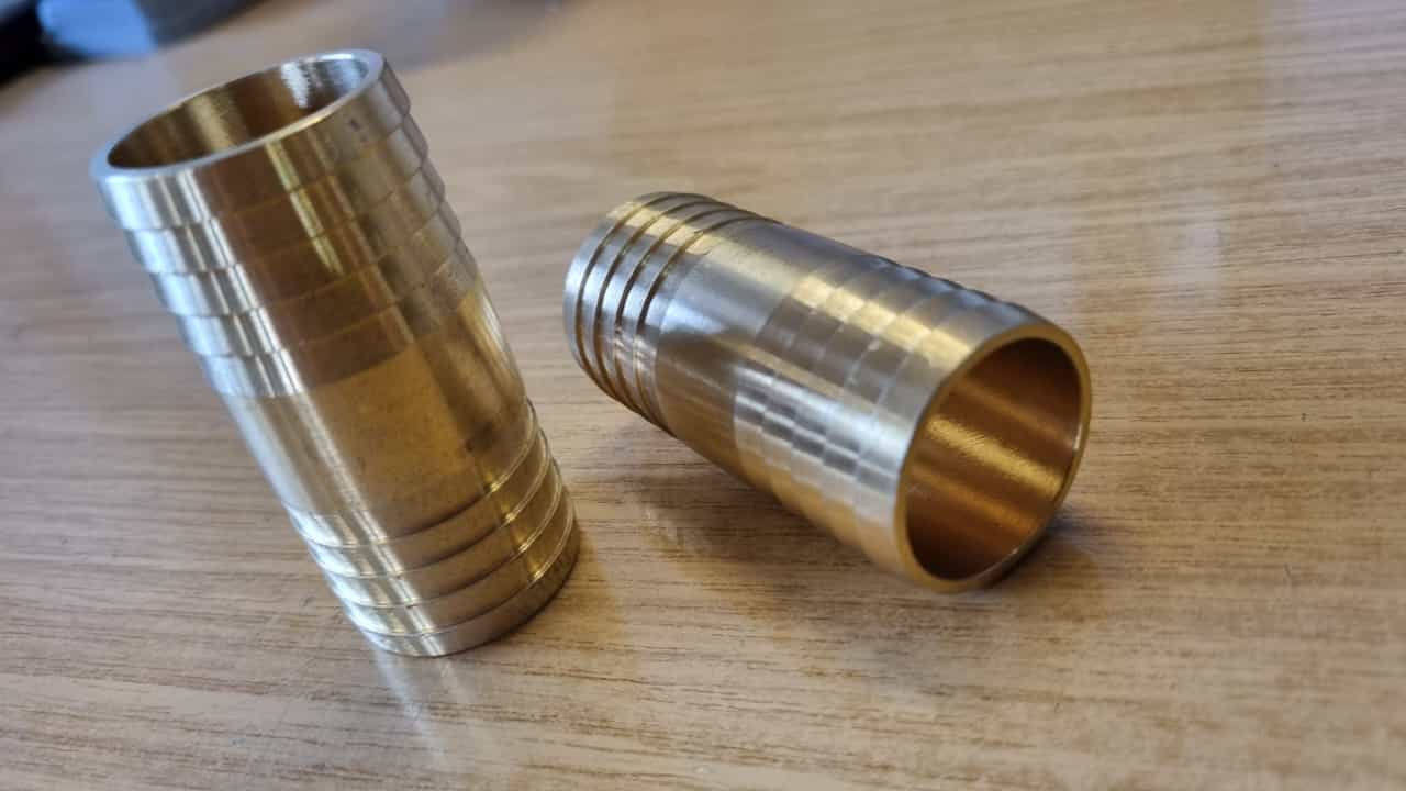 Wasserschlauch Verbindungsstück Schlauch Verbinder 32mm aus Metall Pressmessing
