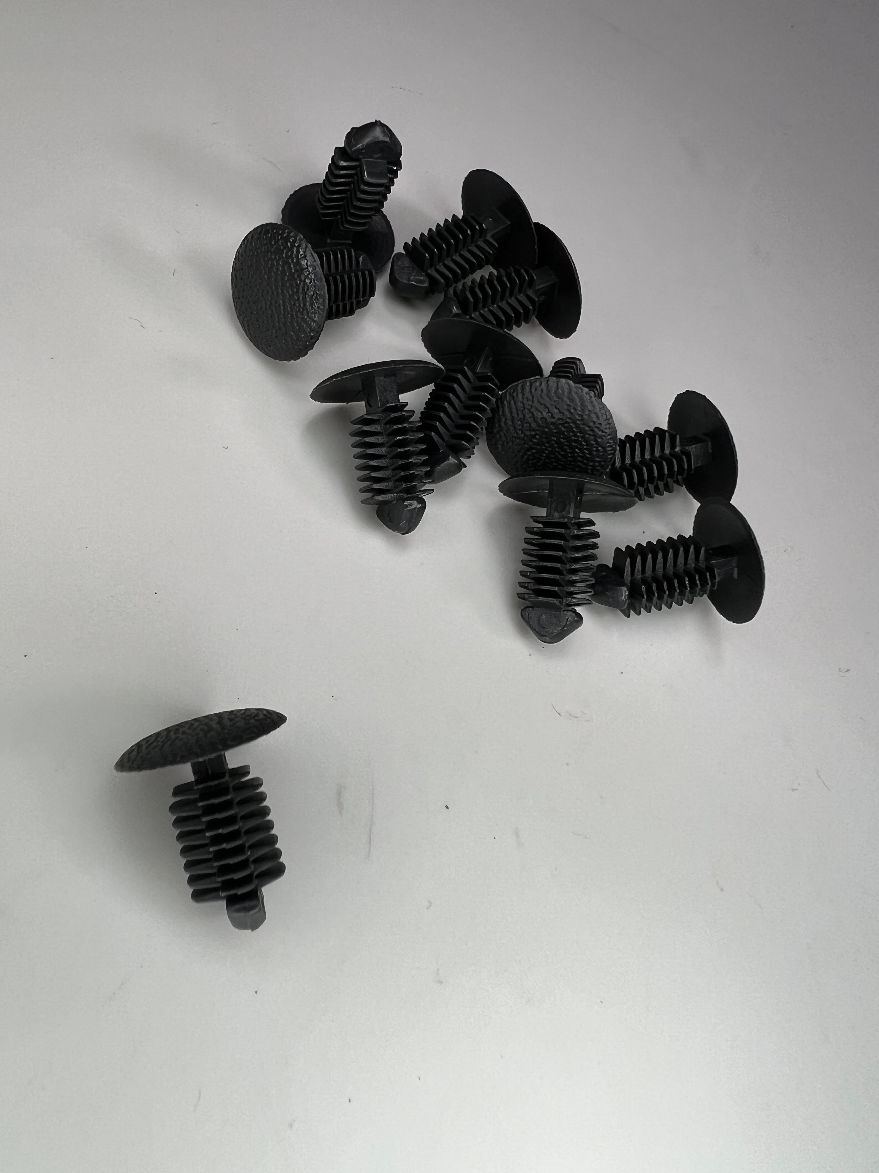 Clips für den Dachhimmel Stopfen für den Himmel innen um den Himmel zu befestigen Für alle VW Audi S