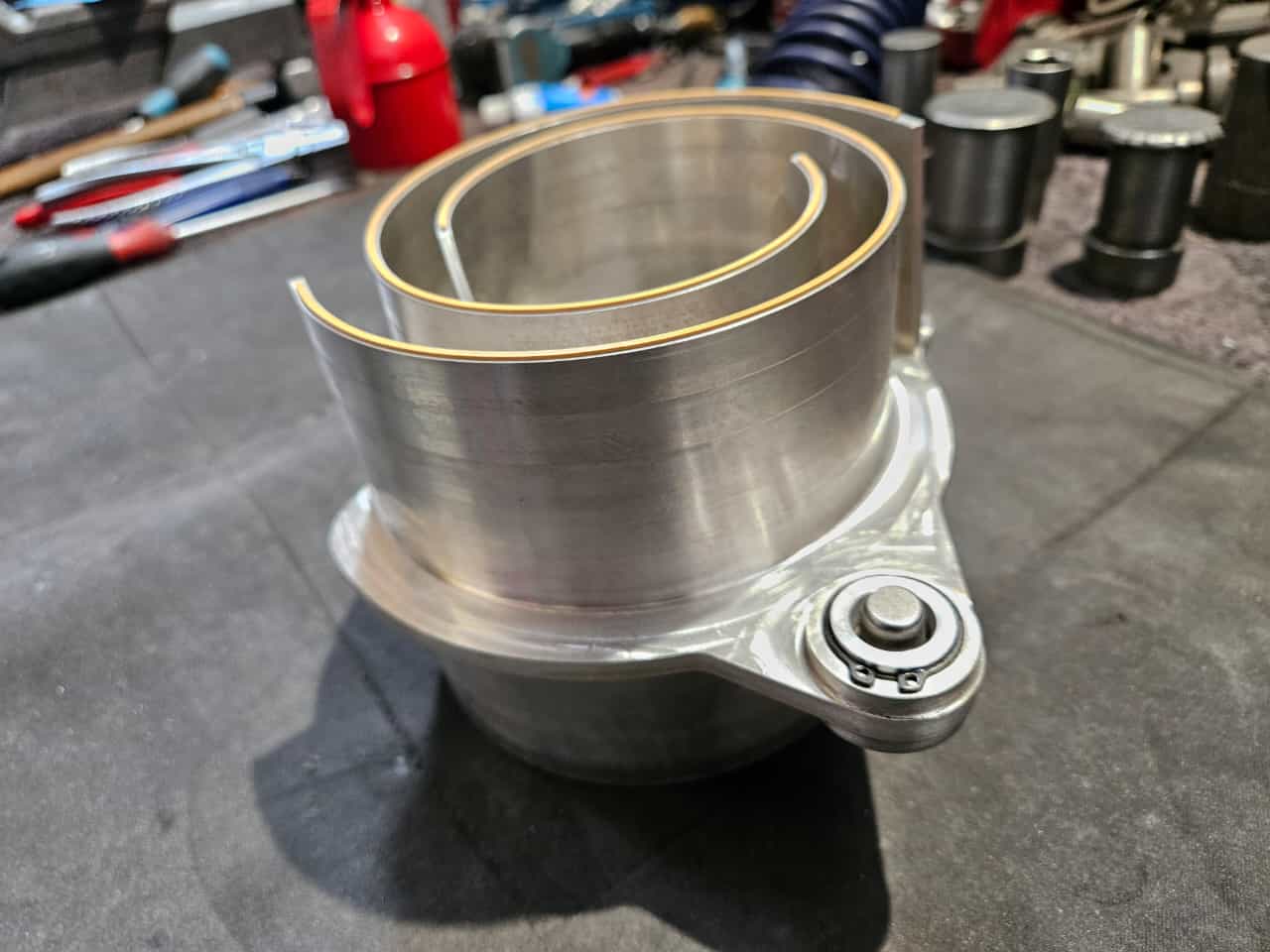 G60 Lader mit neuem Magnesium Verdränger und Röttele Teilen