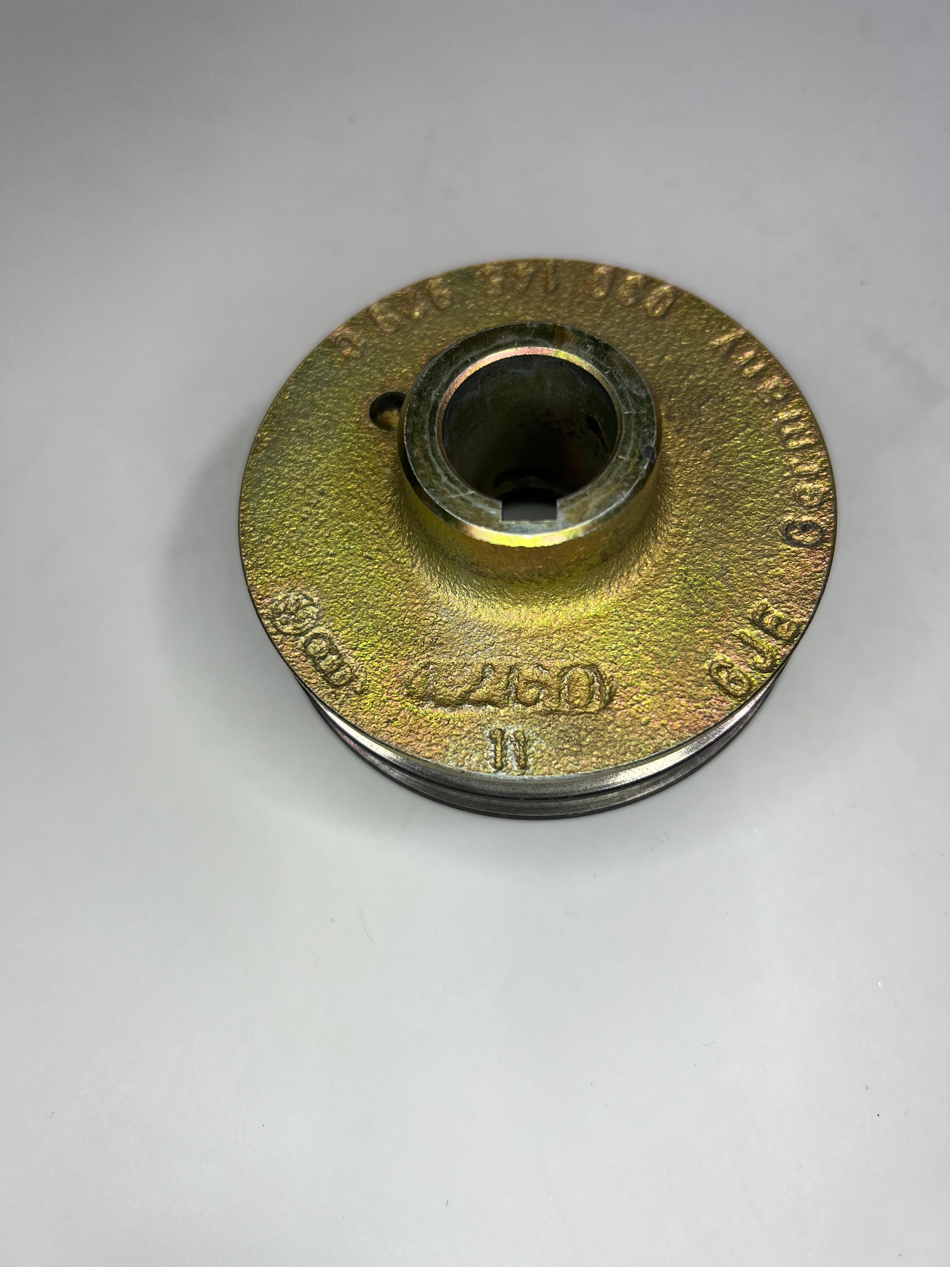 Laderrad Original Polo G40 mit der original Teilenummer : 030 145 929 C