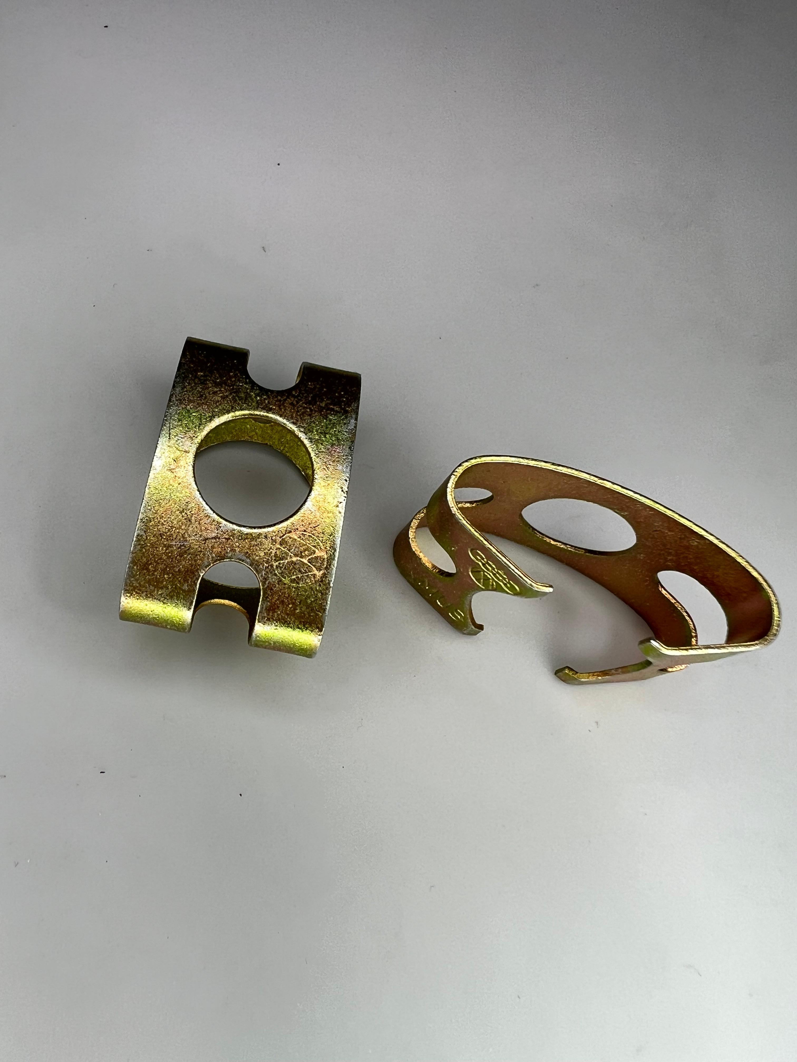 Halter Bremsschlauch Haltefeder für Bremsleitungsmuttern