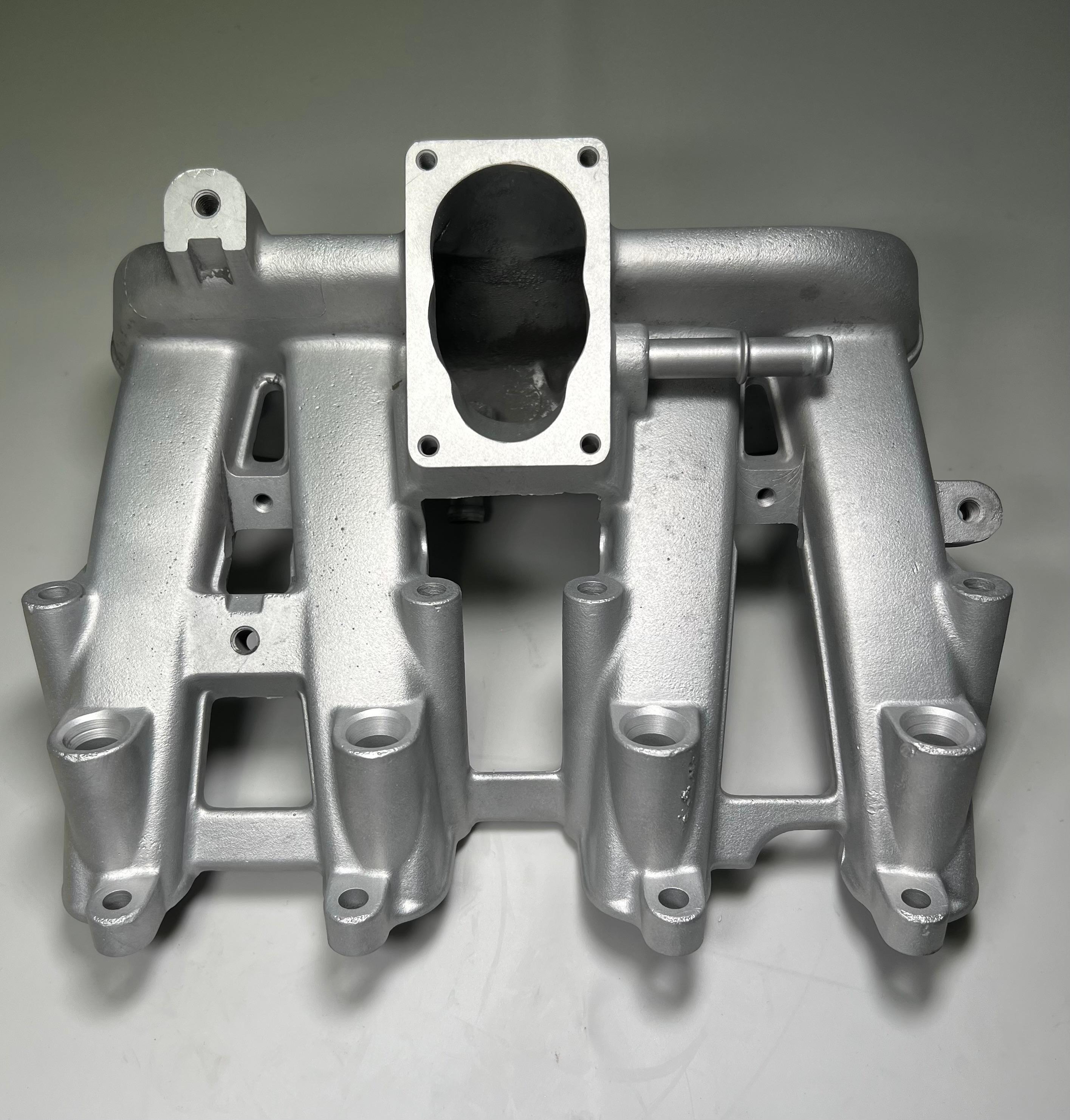 Ansaugrohr bearbeitet für Polo GT 3F Motoren passend auf den CNC G40 Zylinderkopf