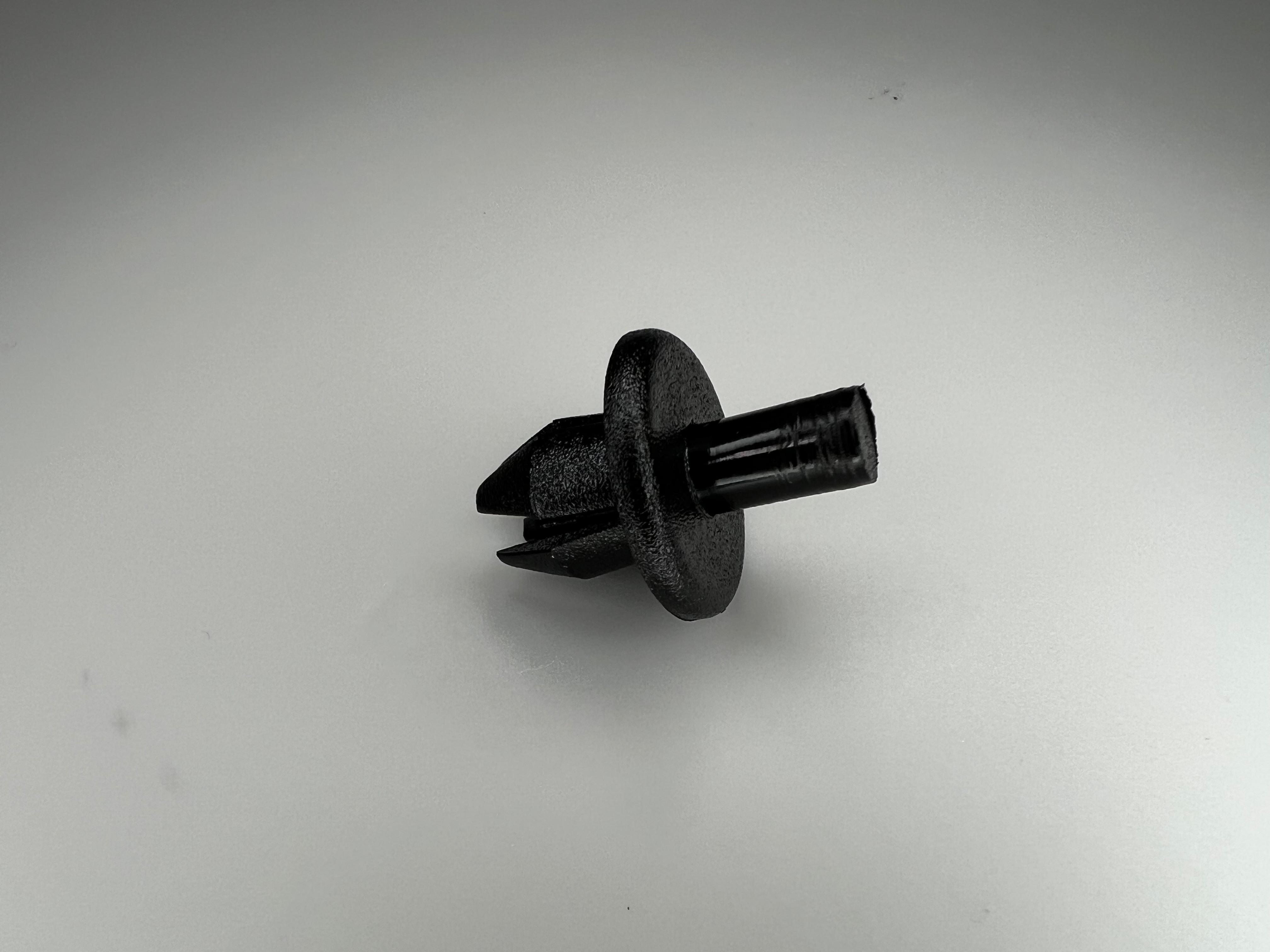 Spreitzniete für den Stoßfänger Polo G40   Original Teilenummer : N  038 549 1